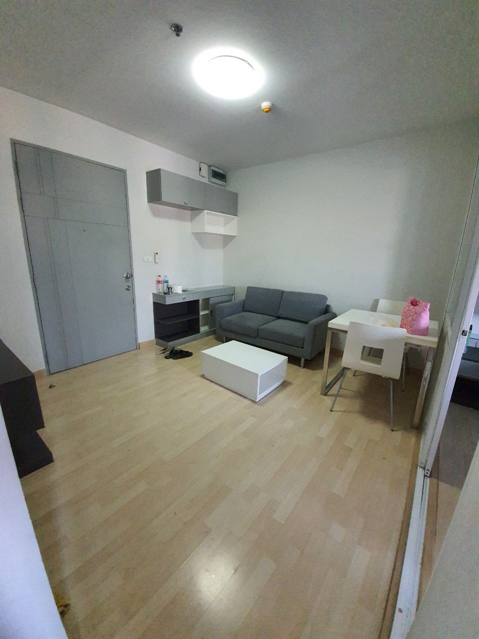 ขายคอนโด The leaf พัฒนาการ ชั้น 16 แบบ 1 Bed ขนาด 30.25ตร.ม ราคา 1.85MB