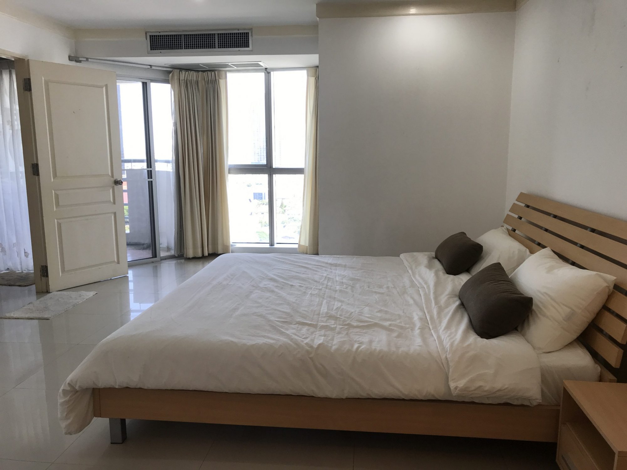 ปล่อยเช่า! The Waterford Diamond ในราคาเพียง 30,000บาท/เดือน 2 ห้องนอน 2 ห้องน้ำ 84ตรม. ห้องใหญ่อยู่สบาย ใกล้ BTS พร้อมพงษ์ เฟอร์นิเจอร์ครบพร้อมเข้าอยู่ PROP000326