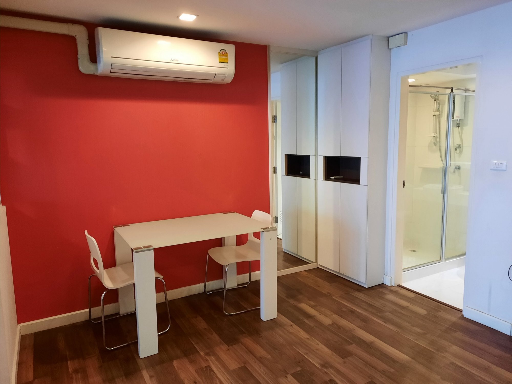 For rent at The Room Sukhumvit 79 1 Bedroom 1 Bathroom 15,000THB/month Fully furnished (can negotiate) PROP000338