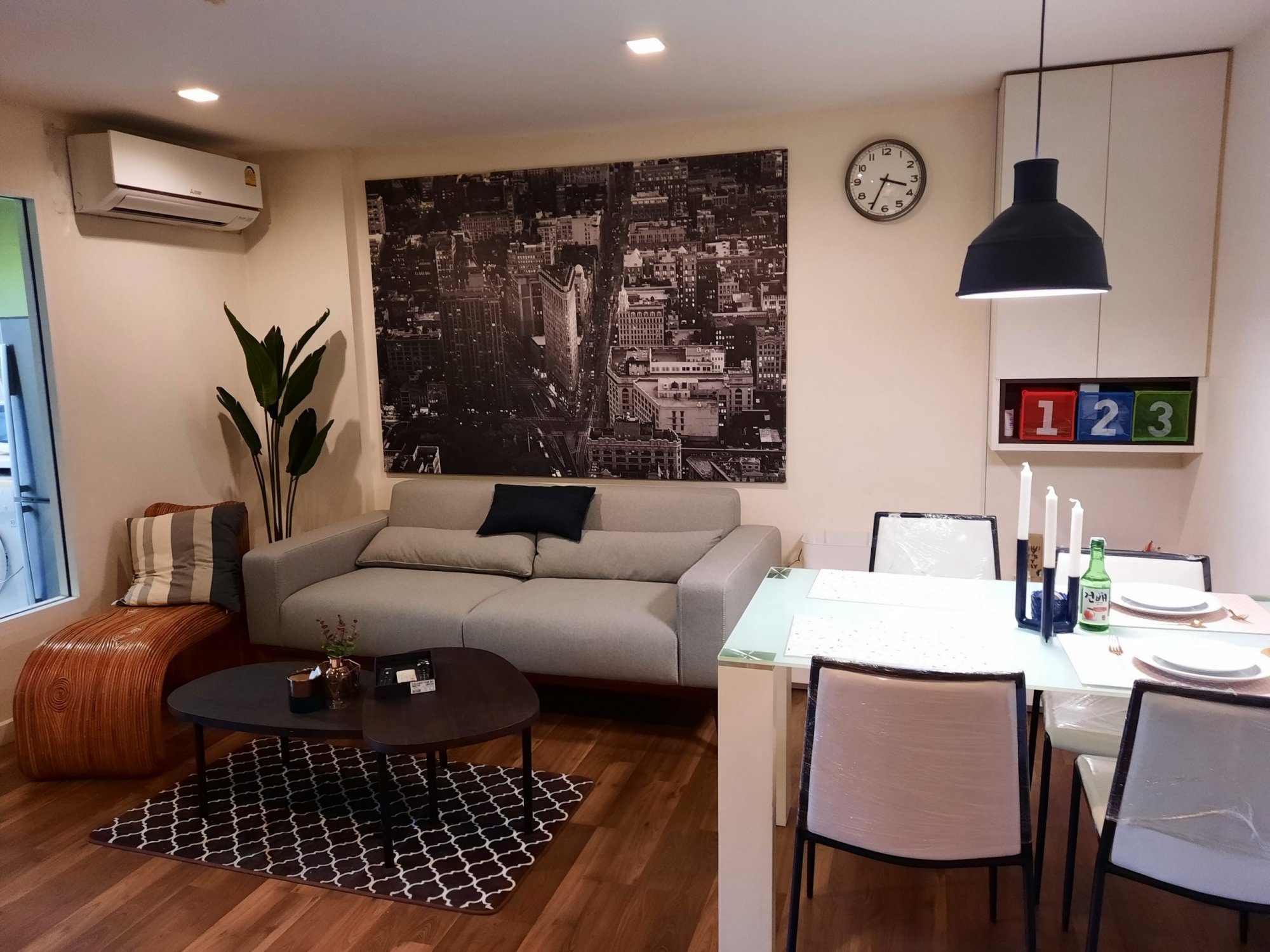 ปล่อยเช่า! The Room Sukhumvit 79 ในราคาเพียง 23,000บาท/เดือน 2 ห้องนอน 1 ห้องน้ำ 59ตรม. ห้องใหญ่อยู่สบาย ใกล้ BTS อ่อนนุช เฟอร์นิเจอร์ครบพร้อมเข้าอยู่ (ราคาต่อรองได้) PROP000341