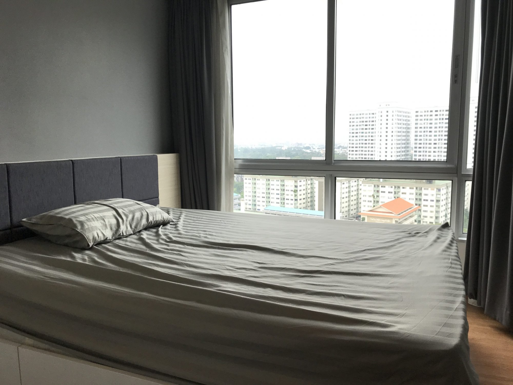 ** ขายด่วน! ** The Base Sukhumvit 77 พร้อมให้คุณเป็นเจ้าของ เพียง 3,300,000บาท รวมค่าใช้จ่ายทุกอย่าง ใกล้ BTS อ่อนนุช เฟอร์นิเจอร์ครบพร้อมเข้าอยู่ (ราคาต่อรองได้) PROP000346