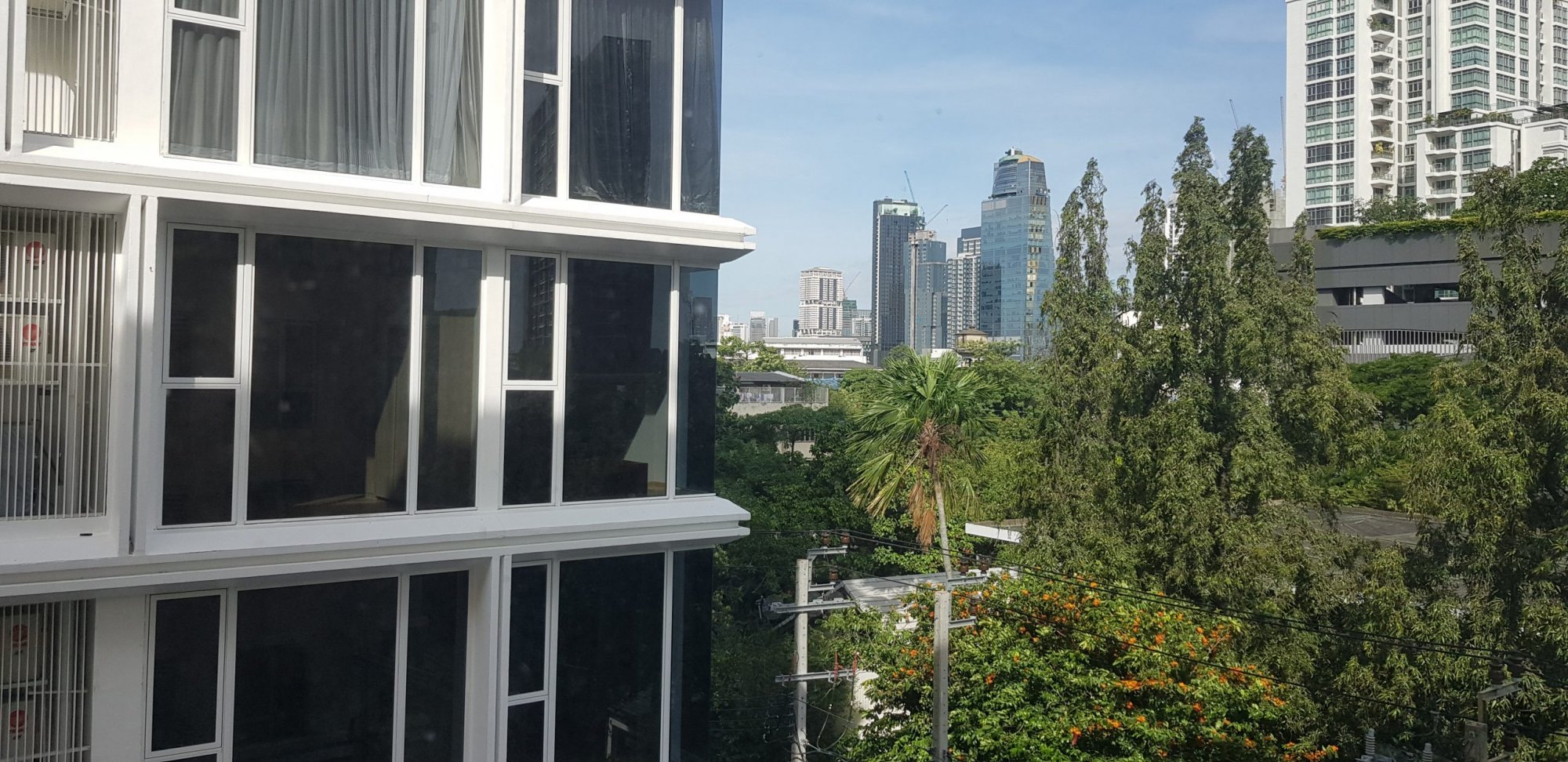 ** Hot Deal! ** For rent at The Address Sukhumvit 42 21,000THB/month Type Studio size 49Sq.m. Fully furnished PROP000352