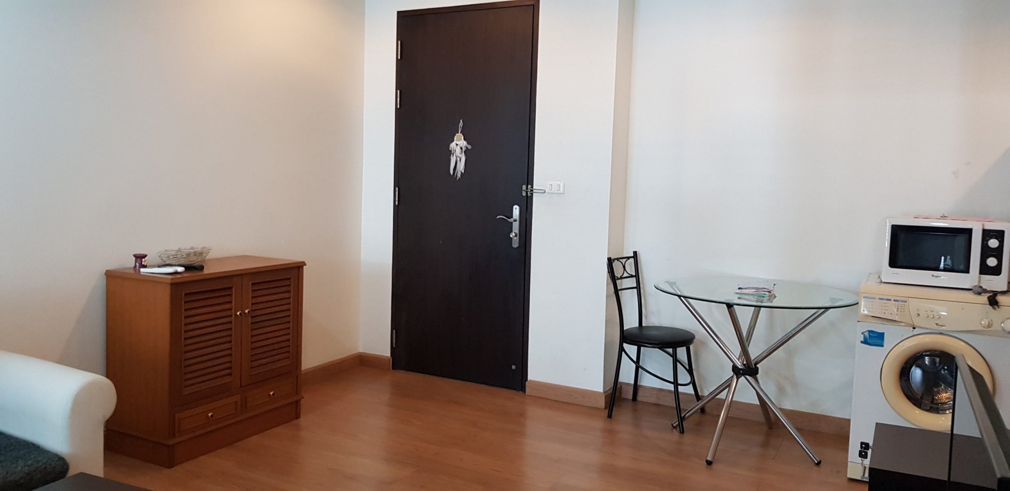 ** ราคาดีมีห้องเดียว! ** The Address Sukhumvit 42 ให้เช่า ราคาพิเศษเพียง 16,000บาท/เดือน 1 ห้องนอน 1 ห้องน้ำ 45ตรม. ใกล้ BTS เอกมัย เฟอร์นิเจอร์ครบพร้อมเข้าอยู่ PROP000353