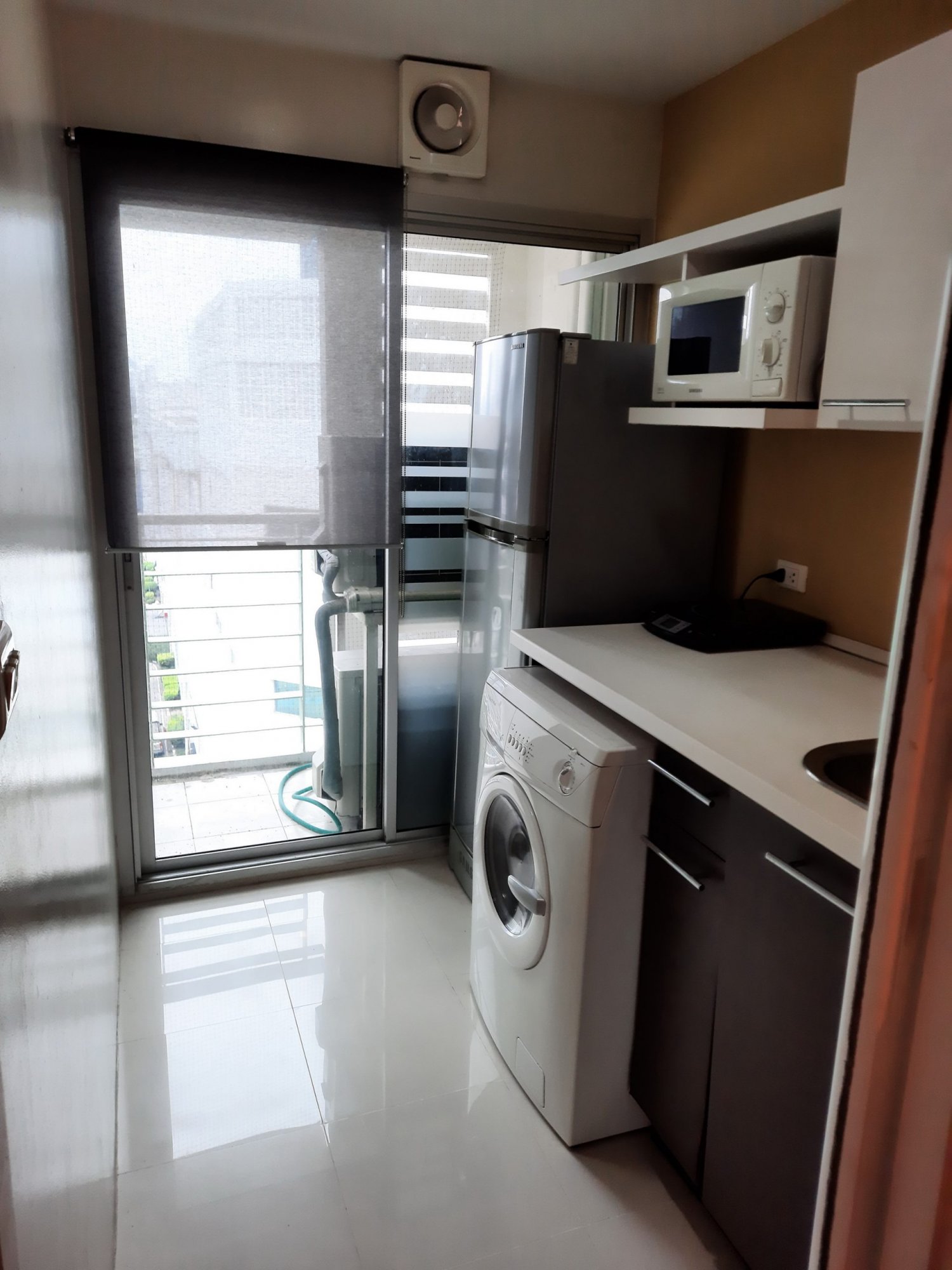 ปล่อยเช่า! The Room Sukhumvit 79 ในราคาเพียง 15,000บาท/เดือน 1 ห้องนอน 1 ห้องน้ำ 45ตรม. ห้องใหญ่อยู่สบาย ใกล้ BTS อ่อนนุช เฟอร์นิเจอร์ครบพร้อมเข้าอยู่ PROP000355
