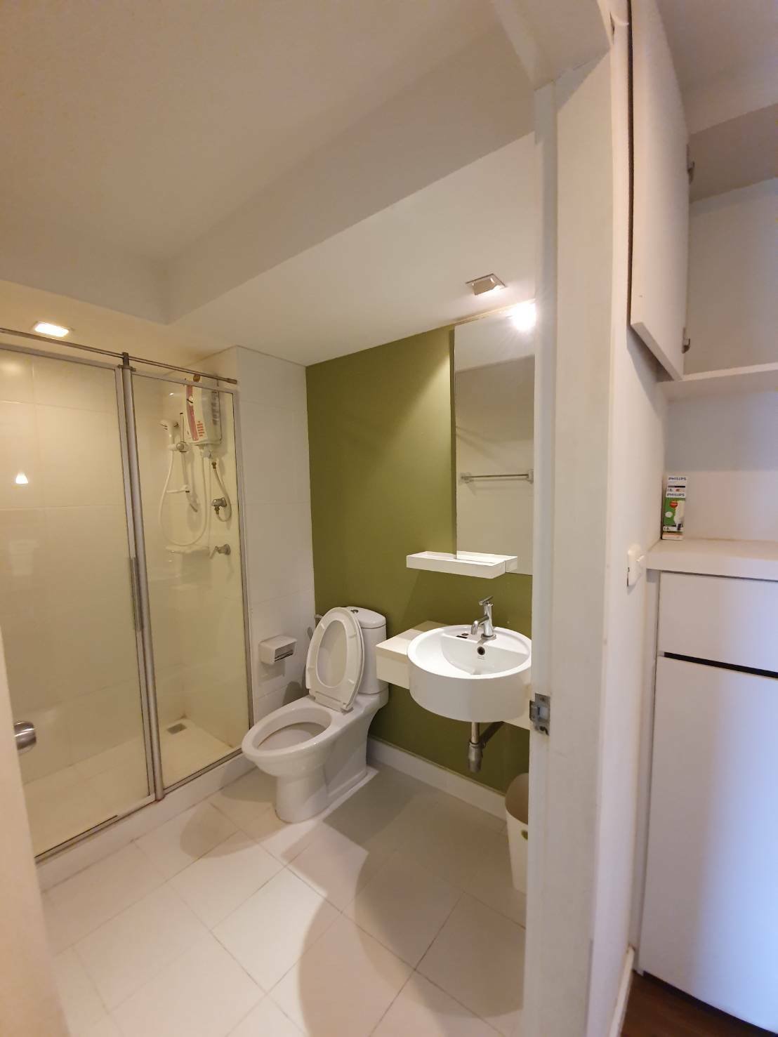 ** ขาย/เช่า! ** The Room Sukhumvit 79 ขาย เพียง 4,815,000บาท รวมค่าใช้จ่ายทุกอย่าง เช่าเพียง 18,000บาท/เดือน 1 ห้องนอน 1 ห้องน้ำ 46ตรม. ใกล้ BTS อ่อนนุช เฟอร์นิเจอร์ครบพร้อมเข้าอยู่ PROP000356