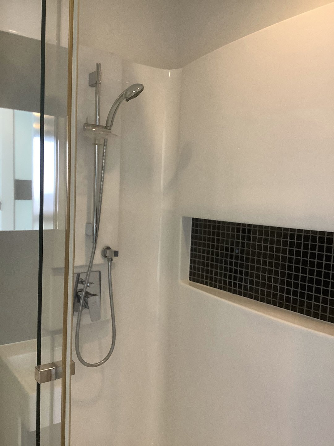 ** ขาย/เช่า! ** The Room Sukhumvit 62 ขายเพียง 12,840,000บาท รวมค่าใช้จ่ายทุกอย่าง เช่าเพียง 40,000บาท/เดือน 2 ห้องนอน 2 ห้องนอน 77ตรม. ใกล้ BTS ปุณณวิถี เฟอร์นิเจอร์ครบพร้อมเข้าอยู่ (ราคาต่อรองได้) PROP000357