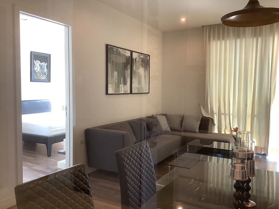 ** ขาย/เช่า! ** The Room Sukhumvit 62 ขายเพียง 12,840,000บาท รวมค่าใช้จ่ายทุกอย่าง เช่าเพียง 40,000บาท/เดือน 2 ห้องนอน 2 ห้องนอน 77ตรม. ใกล้ BTS ปุณณวิถี เฟอร์นิเจอร์ครบพร้อมเข้าอยู่ (ราคาต่อรองได้) PROP000357