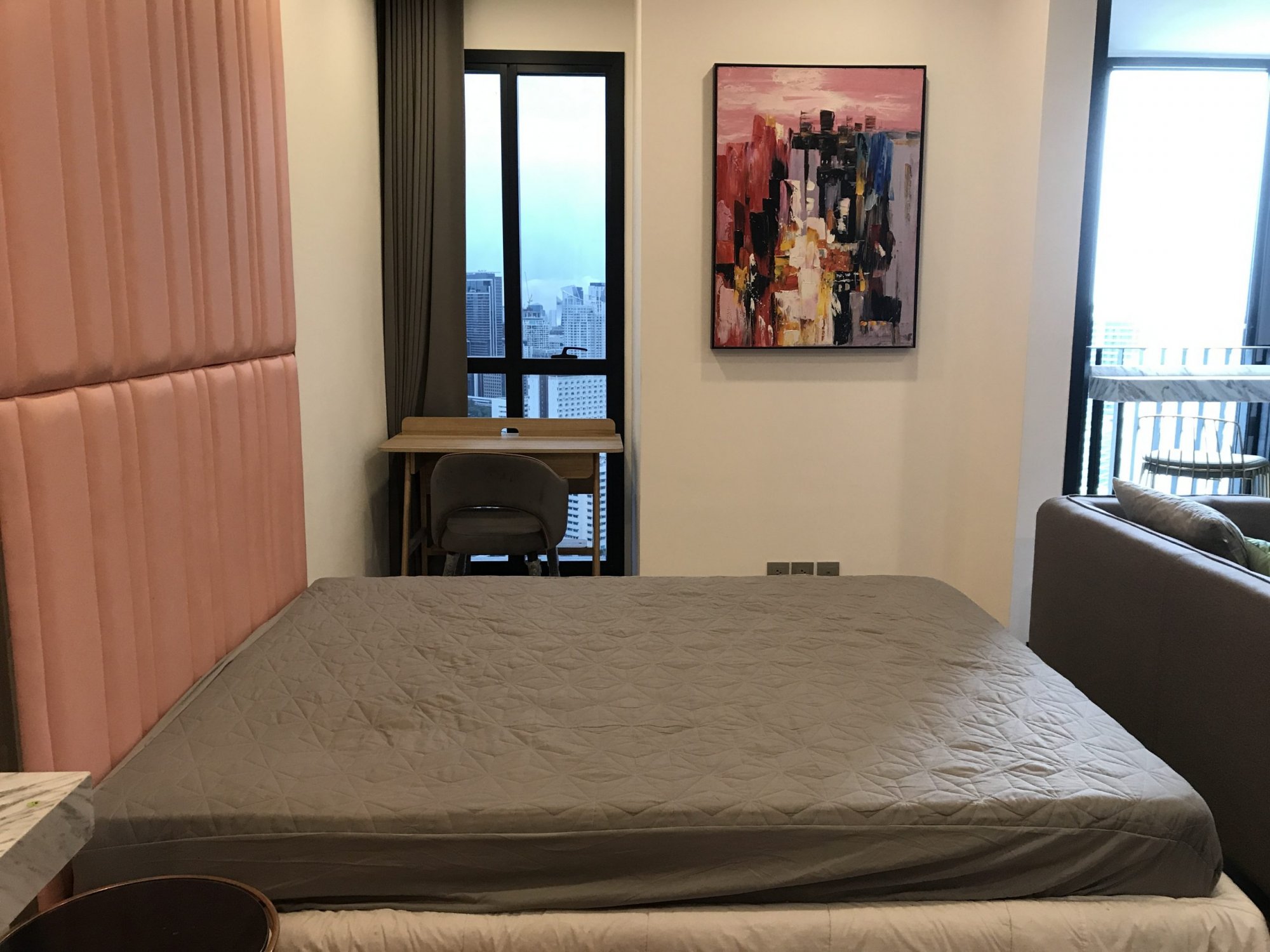 ปล่อยเช่า! แอชตัน จุฬา-สีลม ในราคาเพียง 24,000บาท/เดือน 1 ห้องนอน 1 ห้องน้ำ 30ตรม. ใกล้ MRT สามย่าน เฟอร์นิเจอร์ครบพร้อมเข้าอยู่ PROP000372