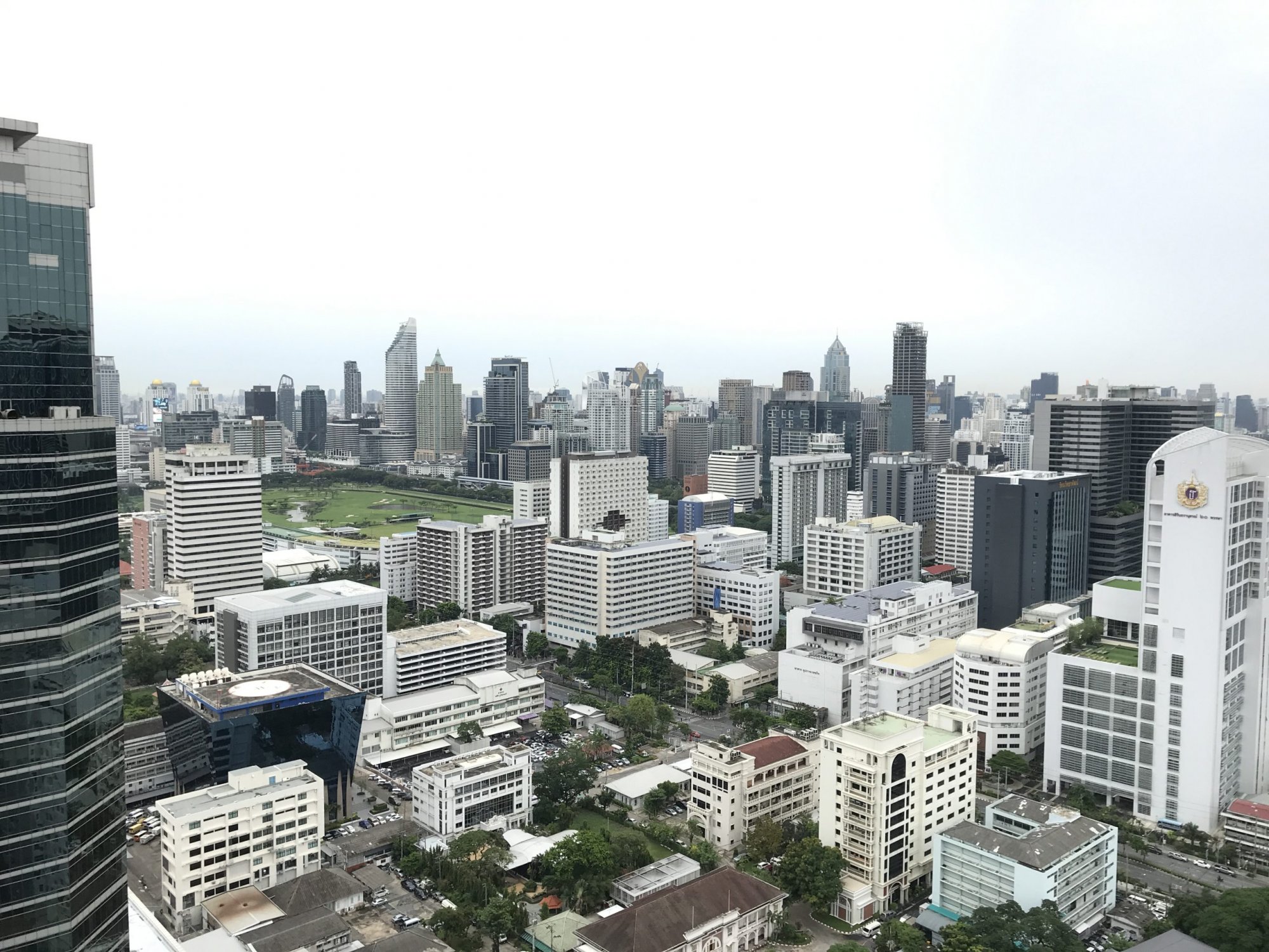 ปล่อยเช่า! แอชตัน จุฬา-สีลม ในราคาเพียง 24,000บาท/เดือน 1 ห้องนอน 1 ห้องน้ำ 30ตรม. ใกล้ MRT สามย่าน เฟอร์นิเจอร์ครบพร้อมเข้าอยู่ PROP000372