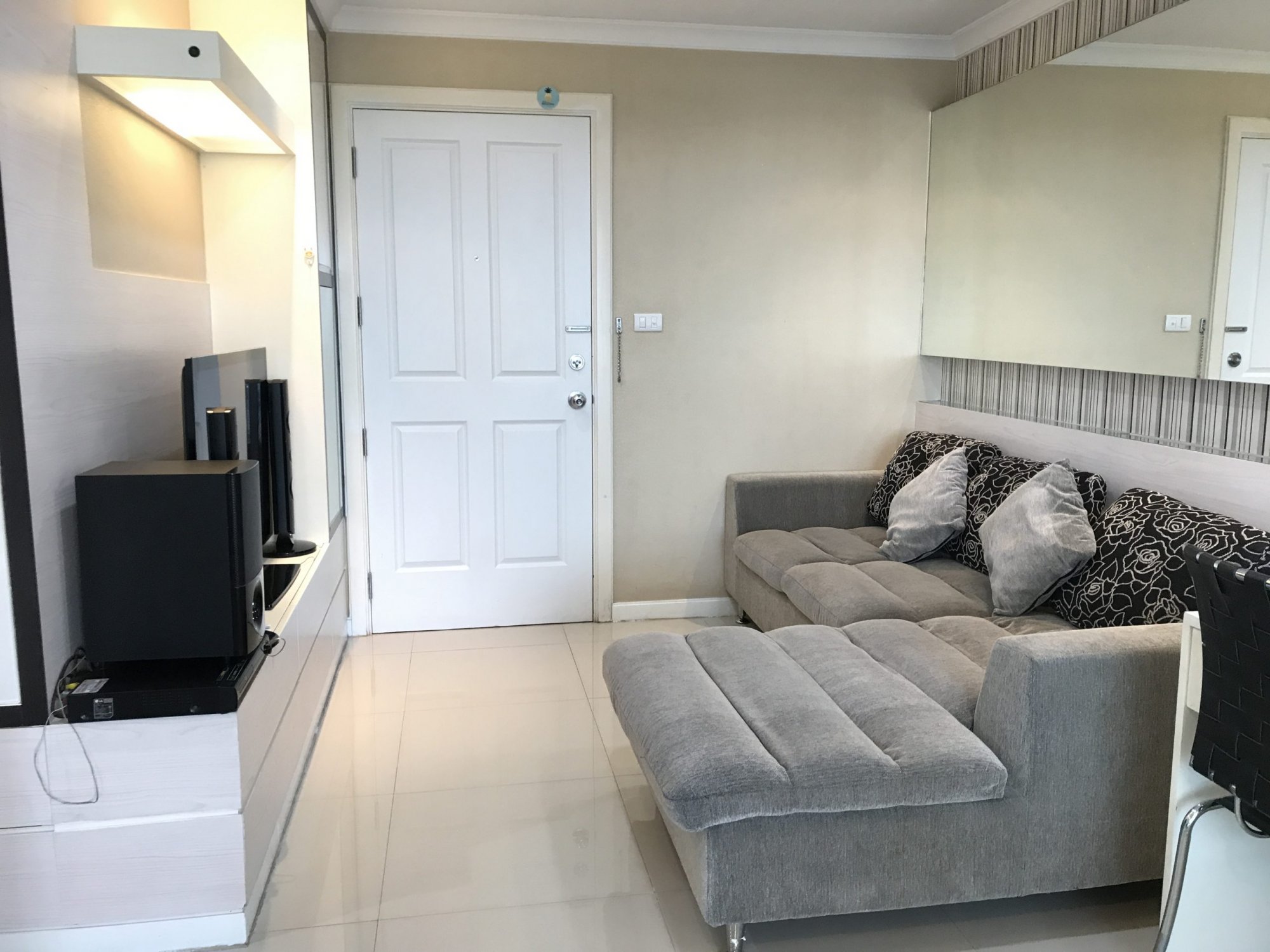 For rent at Lumpini Place Rama9 - Ratchada 1 Bedroom 1 Bathroom 15,000THB/month Fully furnished PROP000373