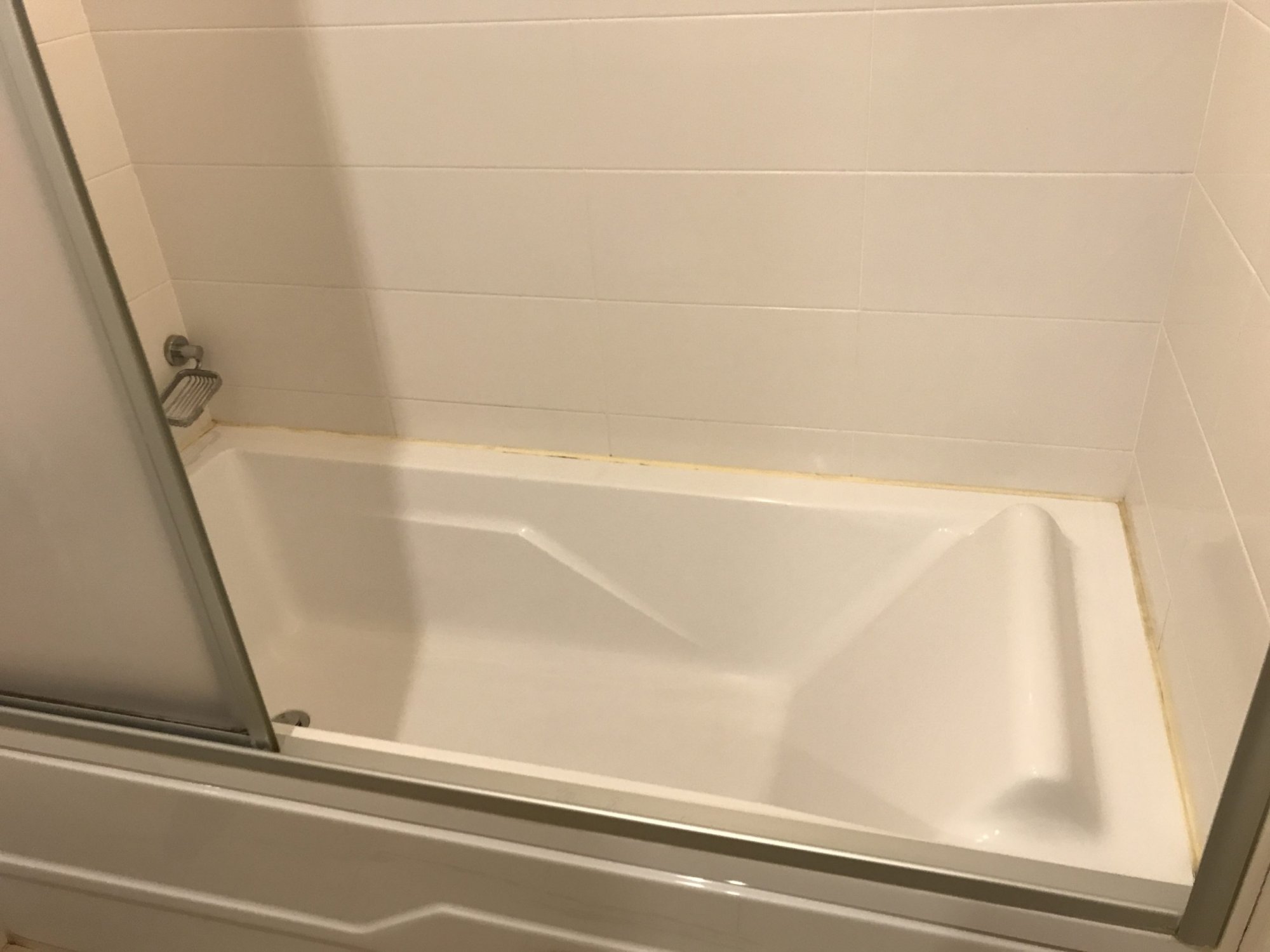 For rent at Lumpini Place Rama9 - Ratchada 1 Bedroom 1 Bathroom 15,000THB/month Fully furnished PROP000373