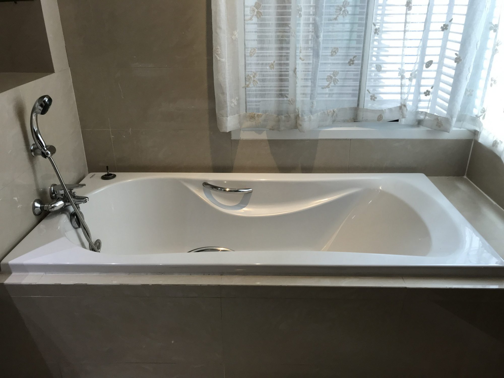 ให้เช่าเบลกราเวีย เรสสิเดนซ์ วิวสวย 4ห้องนอน 298ตรม ลิฟท์ส่วนตัว