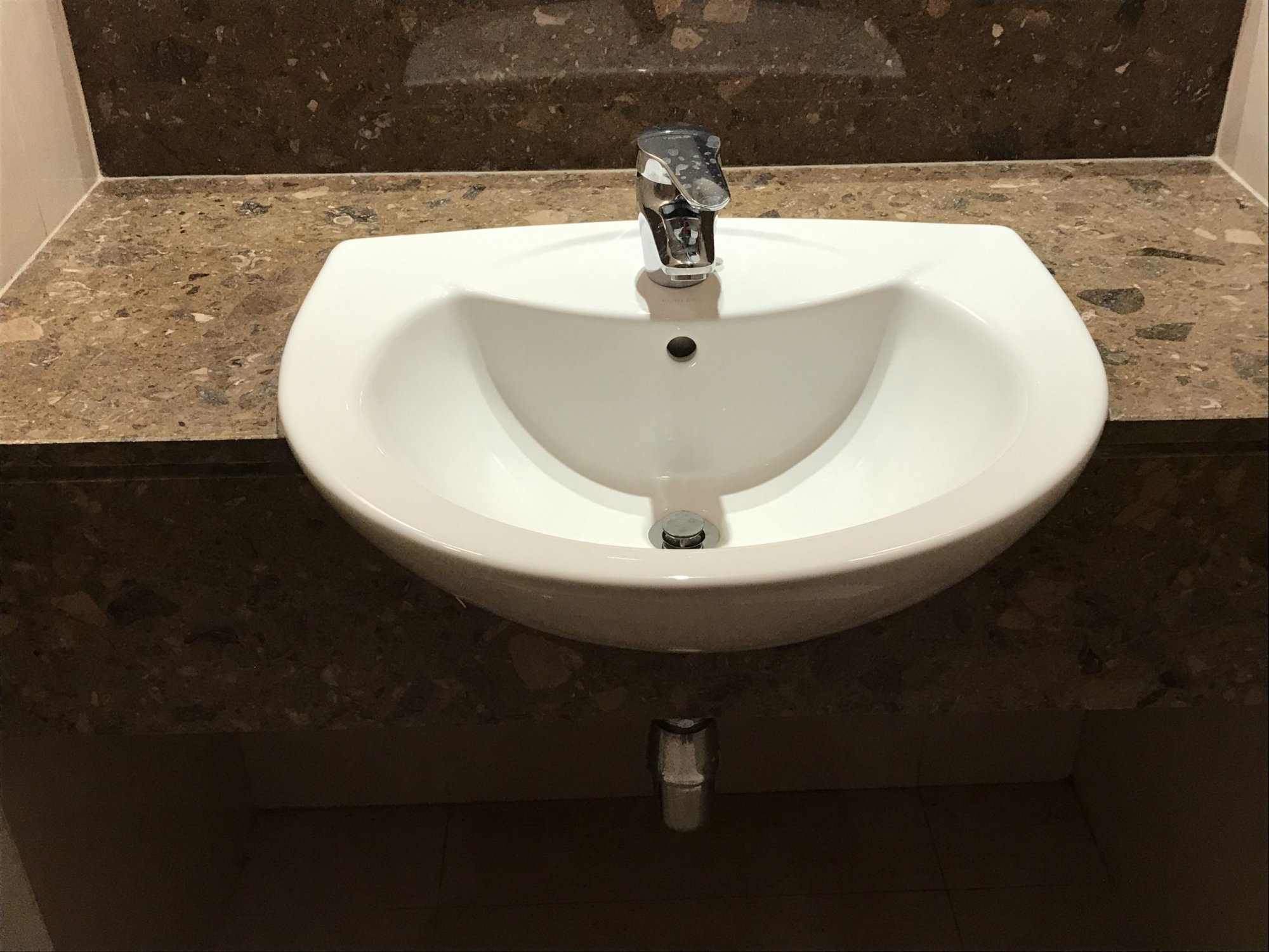 เช่า/ขาย เบลกราเวียเรสซิเดนซ์ 4ห้องนอน พร้อมห้องแม่บ้าน วิวสระน้ำ 298ตรม