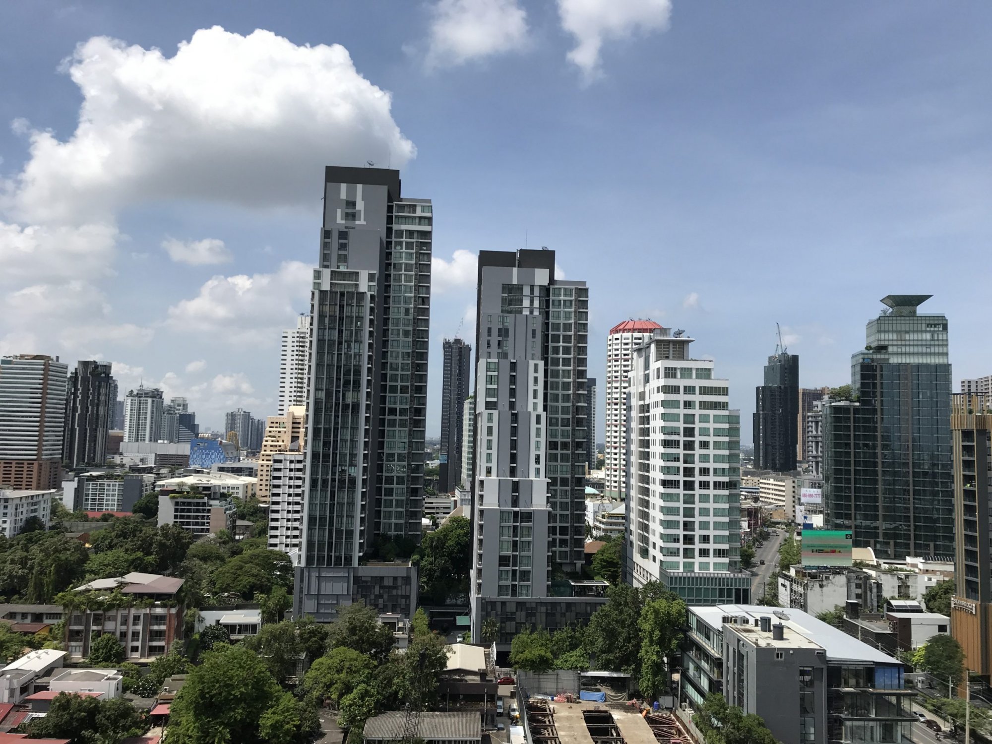 ปล่อยเช่า! HQ Thonglor ในราคาเพียง 55,000บาท/เดือน 1 ห้องนอน 1 ห้องนอน 43ตรม. ห้องใหญ่อยู่สบาย ใกล้ BTS Thonglor เฟอร์เจอร์ครบพร้อมเข้าอยู่ PROP000396