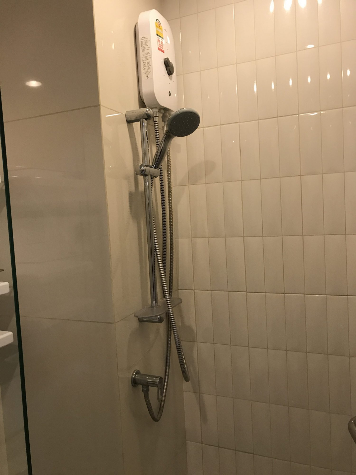 ปล่อยเช่า! Life Asoke ในราคาเพียง 20,000บาท/เดือน 1 ห้องนอน 1 ห้องน้ำ 35.45ตรม. ใกล้ BTS อโศก เฟอร์นิเจอร์ครบพร้อมเข้าอยู่ (ราคาต่อรองได้) PROP000407