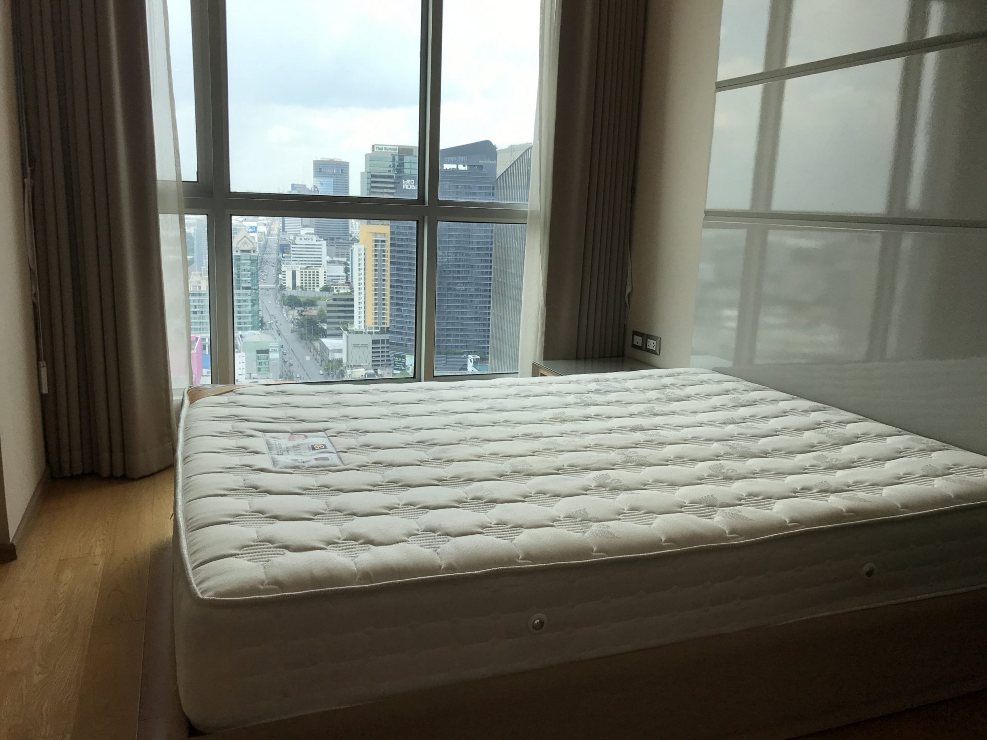 ปล่อยเช่า! The Address Asoke ในราคาเพียง 28,000บาท/เดือน 1 ห้องนอน 1 ห้องน้ำ 45ตรม. ห้องใหญ่อยู่สบาย เฟอร์นิเจอร์ครบพร้อมเข้าอยู่ PROP000408