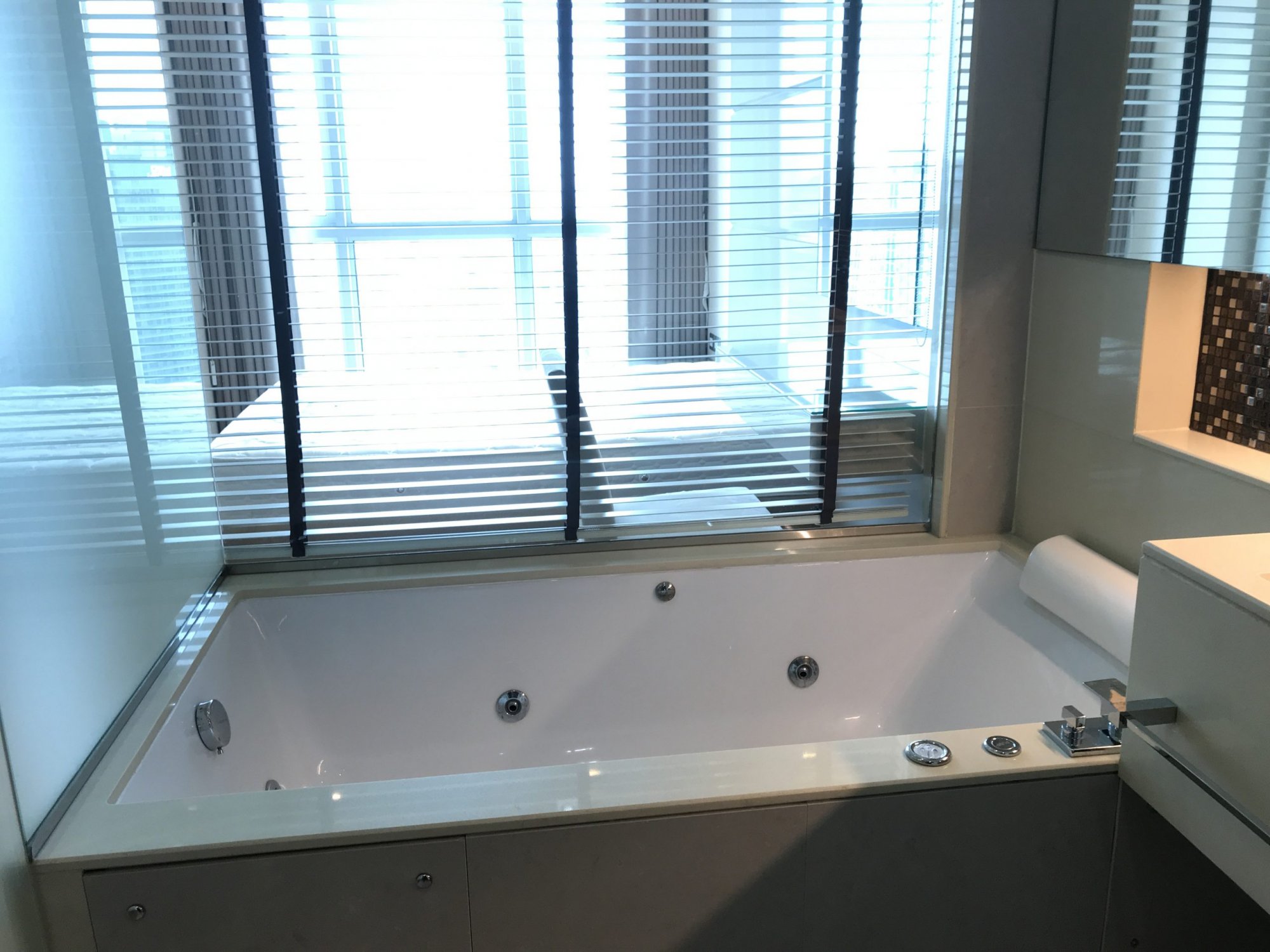 ปล่อยเช่า! The Address Asoke ในราคาเพียง 28,000บาท/เดือน 1 ห้องนอน 1 ห้องน้ำ 45ตรม. ห้องใหญ่อยู่สบาย เฟอร์นิเจอร์ครบพร้อมเข้าอยู่ PROP000408