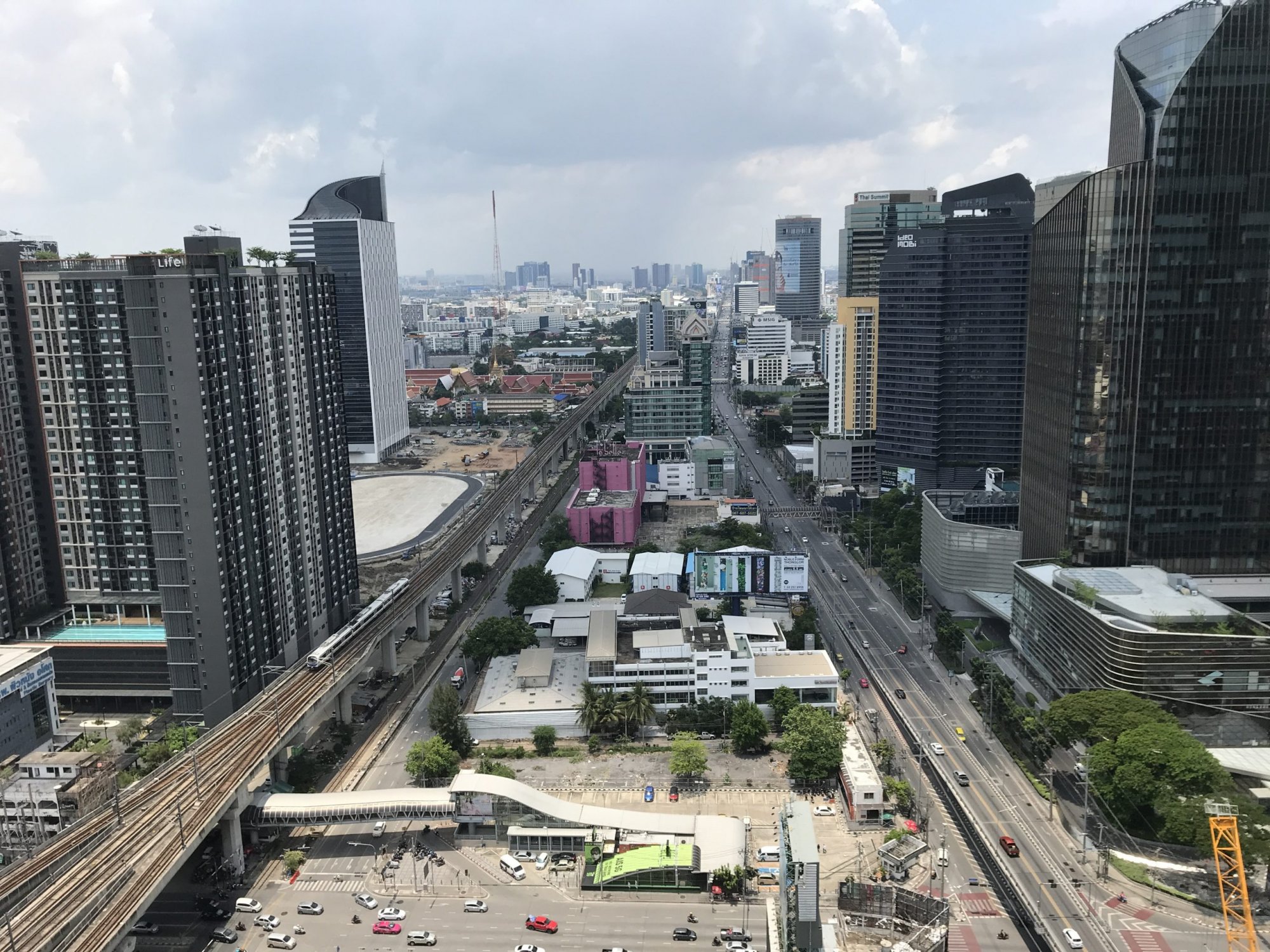 ปล่อยเช่า! The Address Asoke ในราคาเพียง 28,000บาท/เดือน 1 ห้องนอน 1 ห้องน้ำ 45ตรม. ห้องใหญ่อยู่สบาย เฟอร์นิเจอร์ครบพร้อมเข้าอยู่ PROP000408