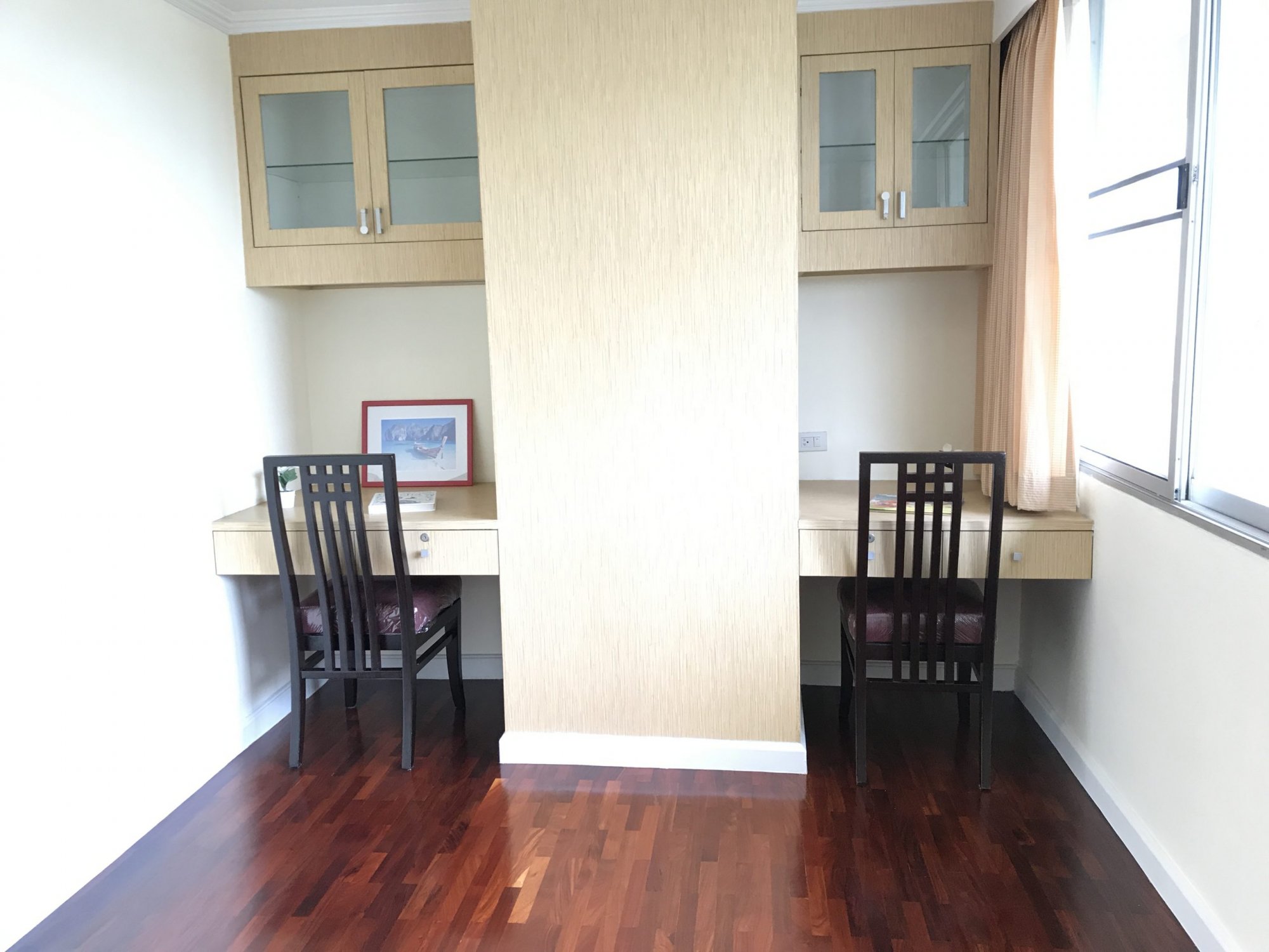 ให้เช่า! D.S. Tower 1 Sukhumvit 33 3 ห้องนอน 200 ตรม. ห้องมุม ใกล่ BTS พร้อมพงษ์ เพียง 65,000บาท/เดือน ตกแต่งห้องใหม่ เฟอร์นิเจอร์ครบพร้อมเข้าอยู่ PROP000415