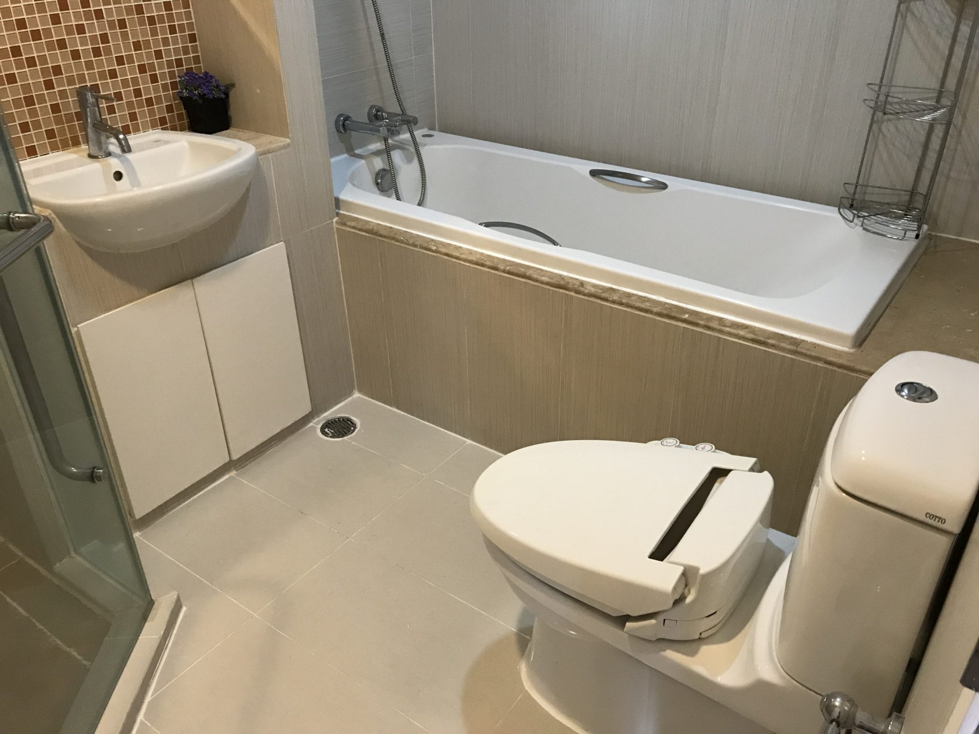 ปล่อยเช่า! The Alcove 49 ในราคาเพียง 30,000บาท/เดือน 1 ห้องนอน 1 ห้องน้ำ 50ตรม. ห้องใหญ่อยู่สบาย ใกล้ BTS พร้อมพงษ์ เฟอร์นิเจอร์ครบพร้อมเข้าอยู่ PROP000416