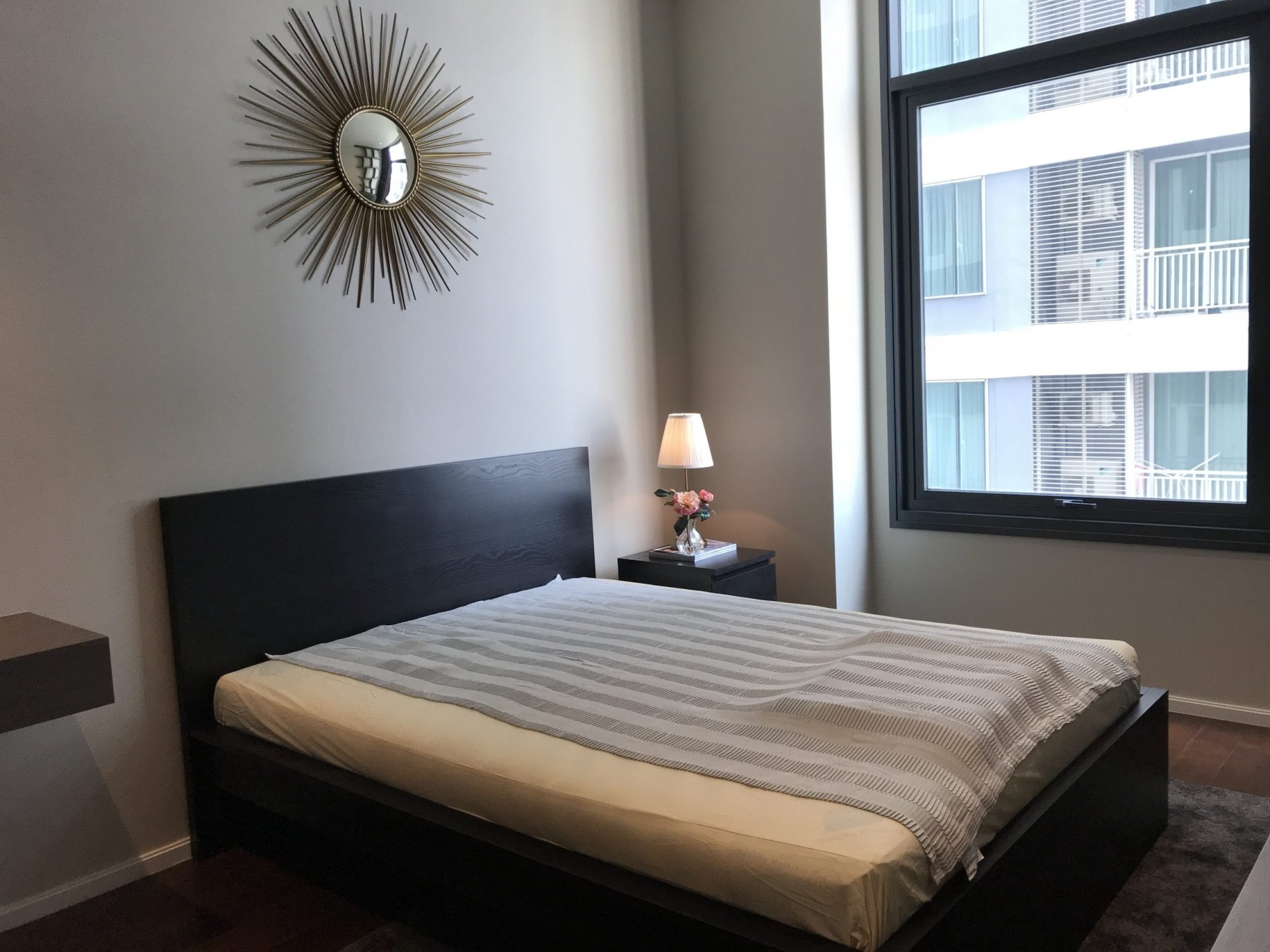 ปล่อยเช่า! The Diplomat 39 ในราคาเพียง 50,000บาท/เดือน 1 ห้องนอน 1 ห้องน้ำ 52.85ตรม ห้องใหญ่อยู่สบาย ใกล้ BTS พร้อมพงษ์ เฟอร์นิเจอร์ครบพร้อมเข้าอยู่ (ราคาต่อรองได้) PROP000420