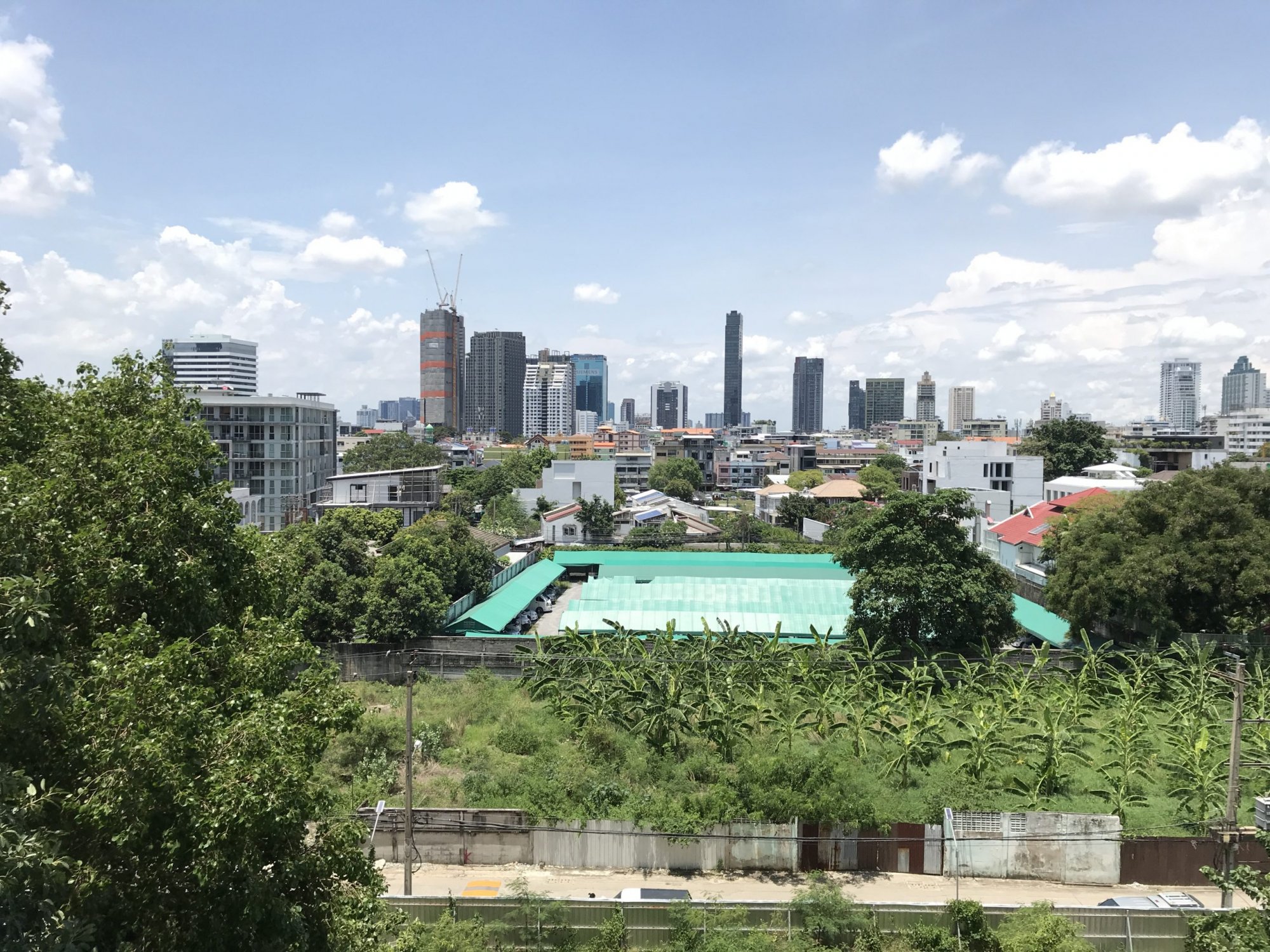 ให้เช่า! Supalai Place สุขุมวิท 39 2 ห้องนอน 100 ตรม. ใกล้ BTS พร้อมพงษ์ เพียง 30,000 บาท/เดือน (ราคาต่อรองได้)เฟอร์นิเจอร์ครบพร้อมเข้าอยู่ PROP000421