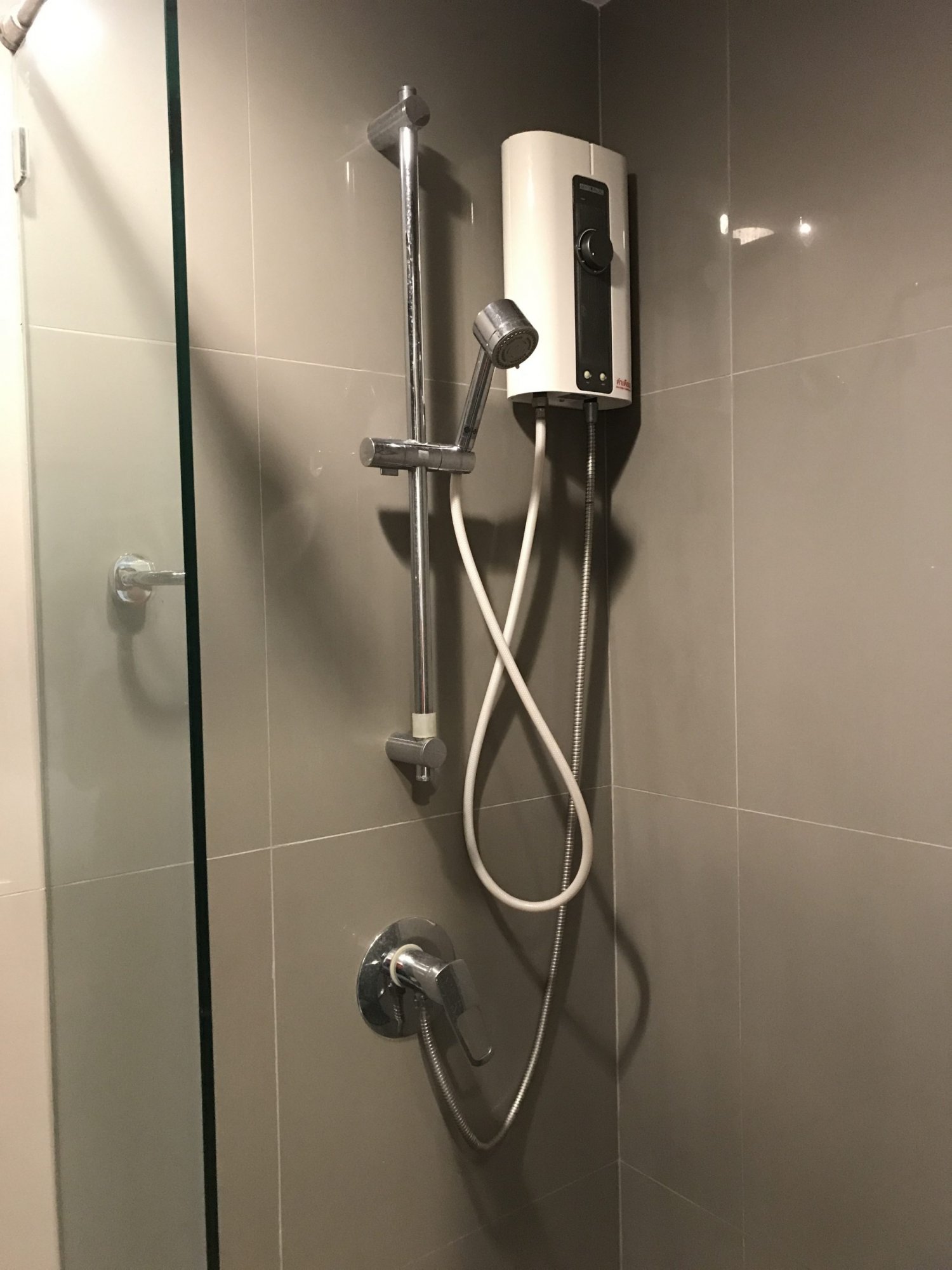 ปล่อยเช่า! The Crest Sukhumvit 34 ในราคาเพียง 28,000บาท/เดือน 1 ห้องนอน 1 ห้องน้ำ 35ตรม. ใกล้ BTS ทองหล่อ เฟอร์นิเจอร์ครบพร้อมเข้าอยู่ PROP000422