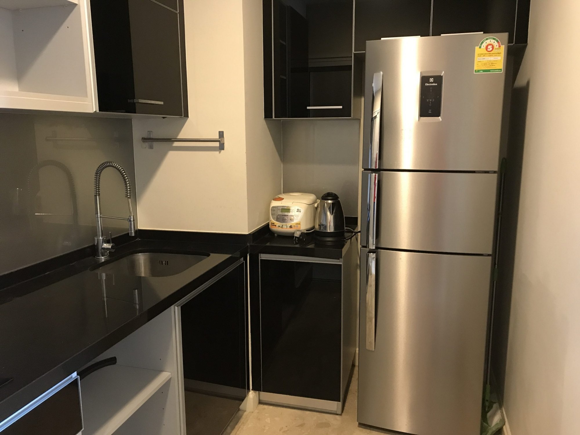 ปล่อยเช่า! The Crest Sukhumvit 34 ในราคาเพียง 40,000บาท/เดือน 1 ห้องนอน 1 ห้องน้ำ 46ตรม. ใกล้ BTS ทองหล่อ เฟอร์นิเจอร์ครบพร้อมเข้าอยู่ PROP000424