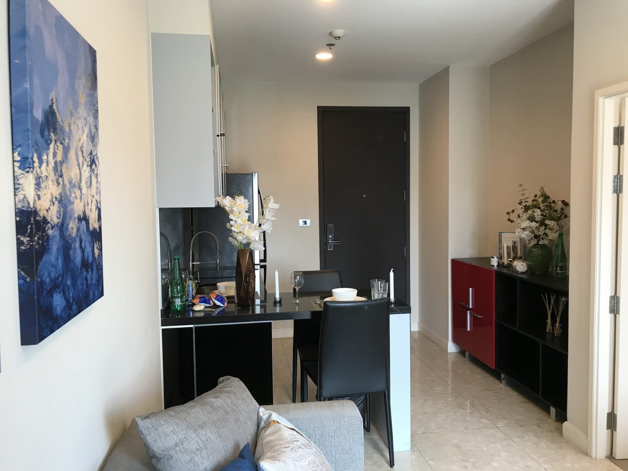 ** Hot Deal! ** The Crest Sukhumvit 34 ปล่อยเช่า ราคาพิเศษเพียง 22,000บาท/เดือน 1 ห้องนอน 1 ห้องน้ำ 35ตรม. ใกล้ BTS ทองหล่อ เฟอร์นิเจอร์ครบพร้อมเข้าอยู่ PROP000425