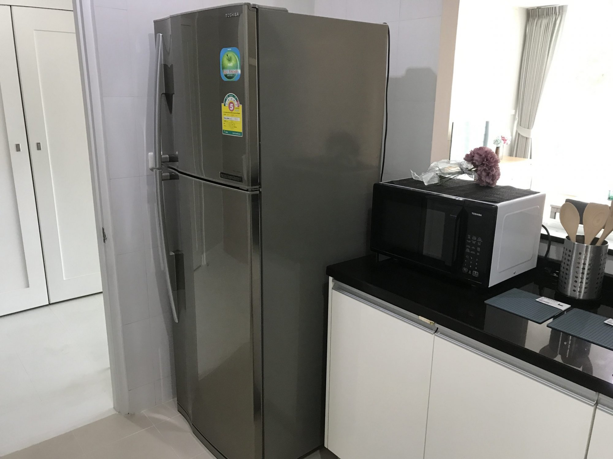 คุ้มสุดๆให้เช่า ที่ Siri Residence ราคาดี เพียง 67,000บาท/เดือน  2 ห้องนอน 2 ห้องน้ำ 94 ตรม ใกล้ BTS พร้อมพงษ์ ห้องตกแต่งใหม่ เฟอร์นิเจอร์ครบพร้อมเข้าอยู่ (ราคาต่อรองได้) PROP000427