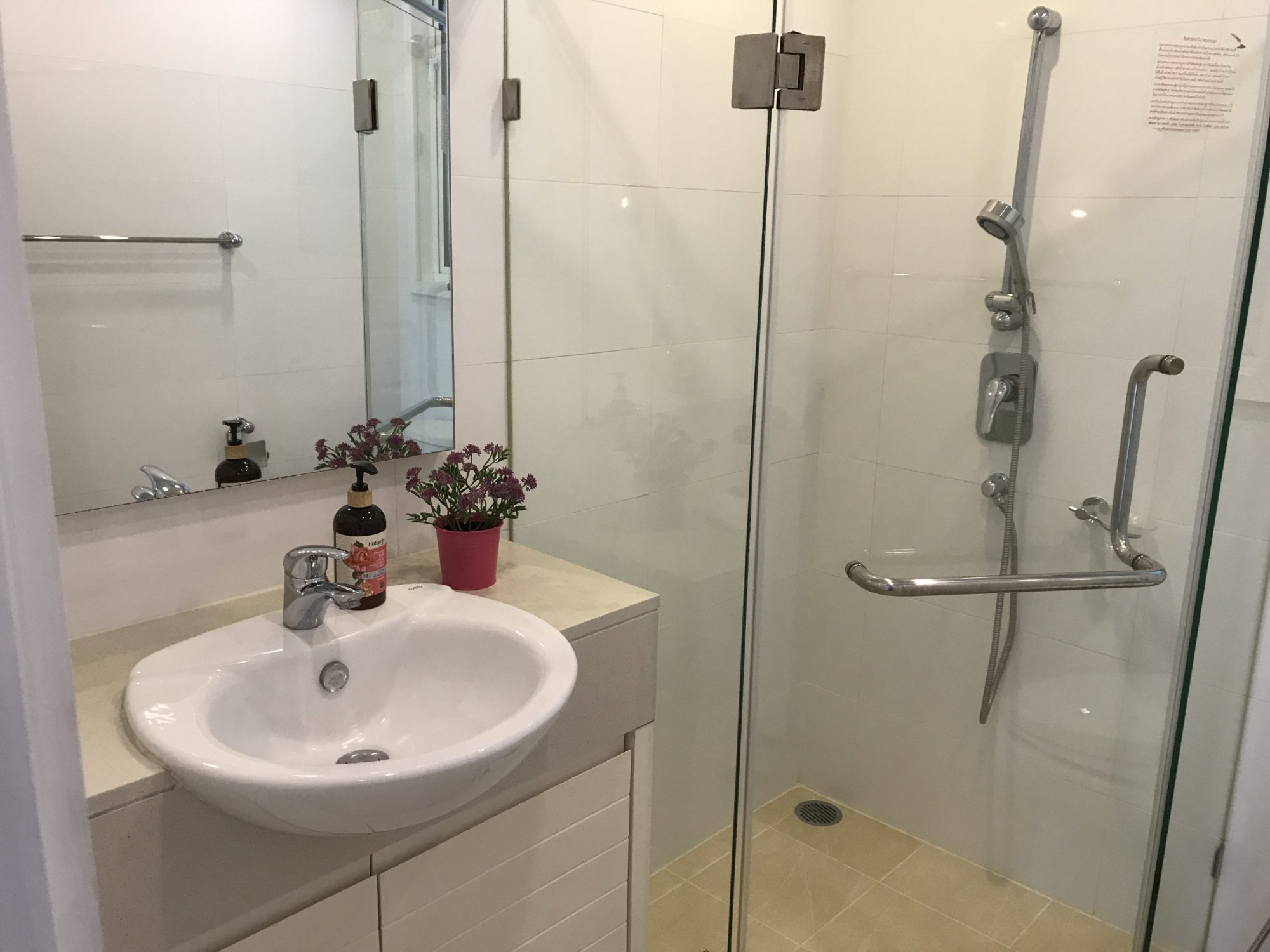 คุ้มสุดๆให้เช่า ที่ Siri Residence ราคาดี เพียง 67,000บาท/เดือน  2 ห้องนอน 2 ห้องน้ำ 94 ตรม ใกล้ BTS พร้อมพงษ์ ห้องตกแต่งใหม่ เฟอร์นิเจอร์ครบพร้อมเข้าอยู่ (ราคาต่อรองได้) PROP000427