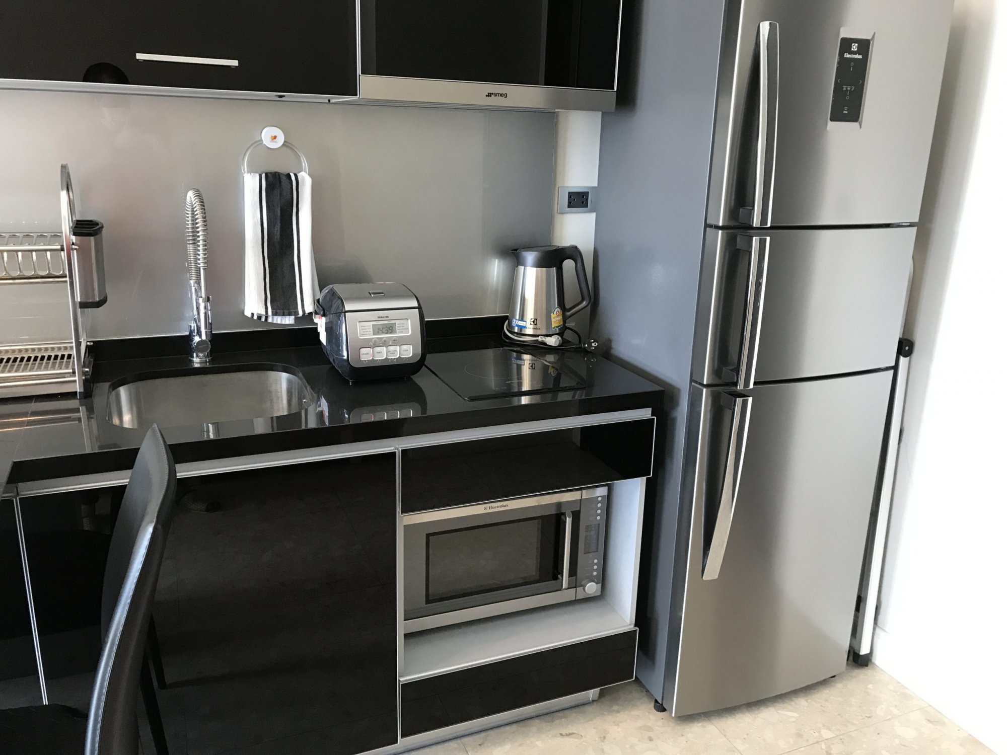 ** ลดกระหน่ำ! ** The Crest Sukhumvit 34 ปล่อยเช่า ราคาพิเศษเพียง 20,000บาท/เดือน 1 ห้องนอน 1 ห้องน้ำ 35ตรม. ใกล้ BTS ทองหล่อ เฟอร์นิเจอร์ครบพร้อมเข้าอยู่ PROP000429