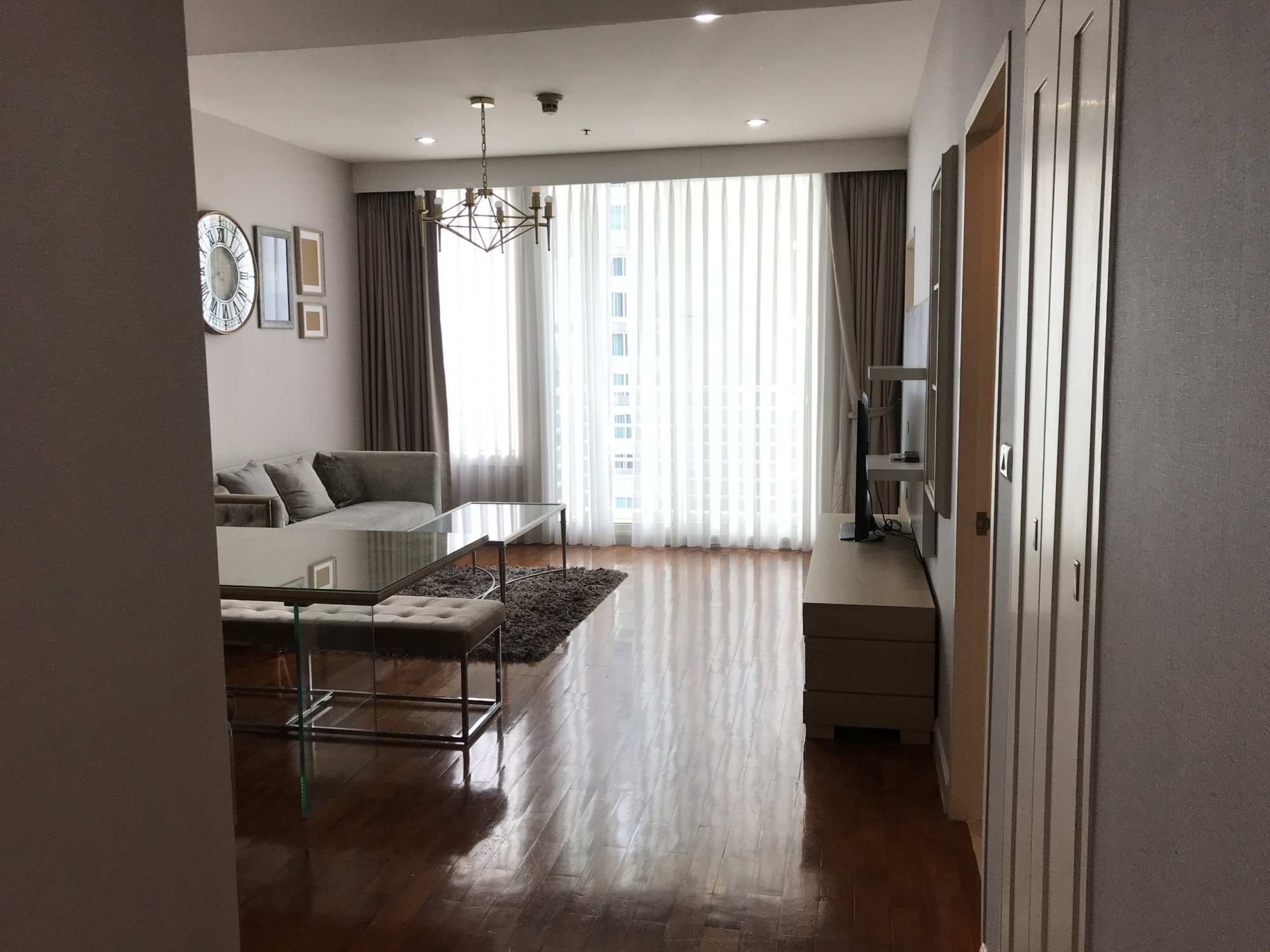 คุ้มสุดๆให้เช่า ที่ Siri Residence ราคาดี เพียง 40,000บาท/เดือน  1 ห้องนอน 1 ห้องน้ำ 60 ตรม ใกล้ BTS พร้อมพงษ์ เฟอร์นิเจอร์ครบพร้อมเข้าอยู่ (ราคาต่อรองได้) PROP000431