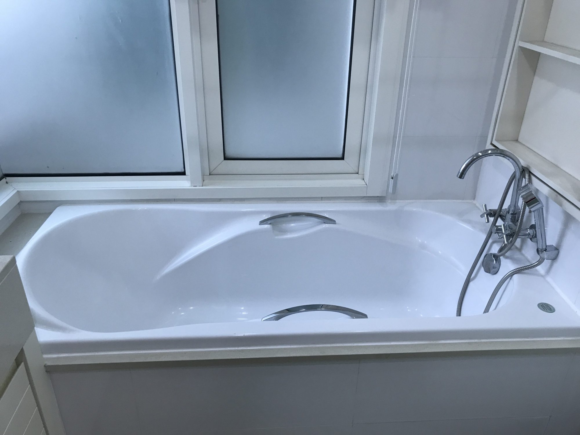 คุ้มสุดๆให้เช่า ที่ Siri Residence ราคาดี เพียง 40,000บาท/เดือน  1 ห้องนอน 1 ห้องน้ำ 60 ตรม ใกล้ BTS พร้อมพงษ์ เฟอร์นิเจอร์ครบพร้อมเข้าอยู่ (ราคาต่อรองได้) PROP000431