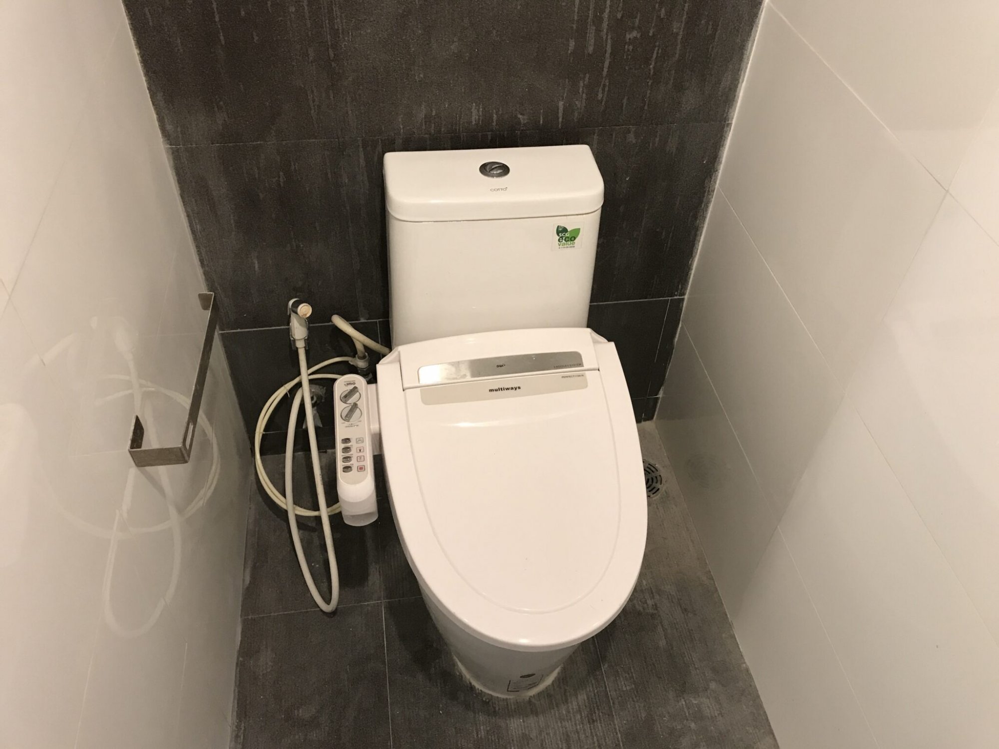ปล่อยเช่า! Acadamia Grand Tower ในราคาเพียง 40,000บาท/เดือน 2 ห้องนอน 1 ห้องน้ำ ขนาด 88.28ตรม. ใกล้ BTS พร้อมพงษ์ เฟอร์นิเจอร์ครบพร้อมเข้าอยู่ PROP000436