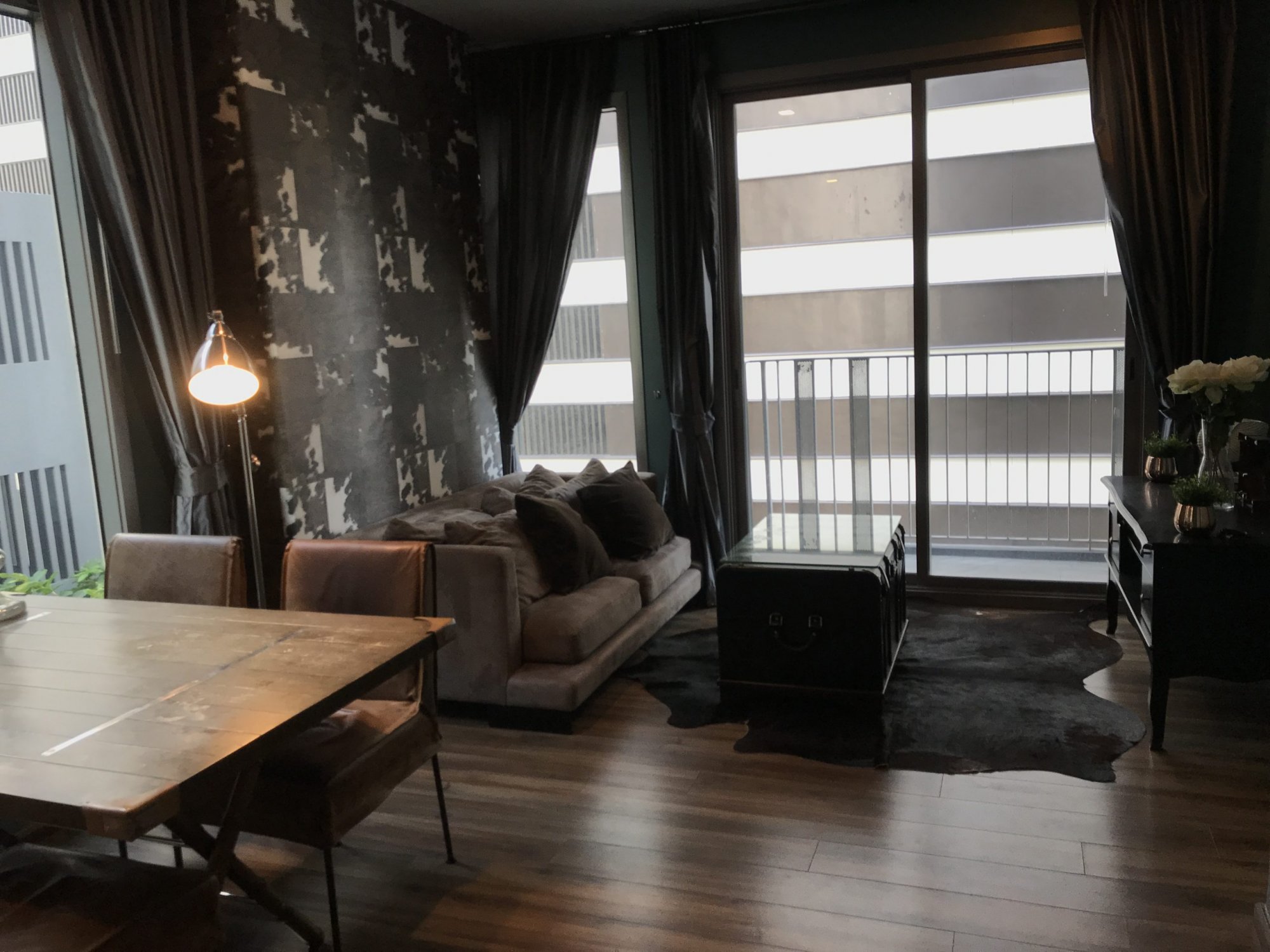 ขาย/เช่า! Ceil by Sansiri 1 ห้องนอน 47 ตรม. เช่าเพียง 25,000บาท/เดือน ขายเพียง 6,500,000 บาท (รวมค่าใช้จ่ายทุกอย่าาง) เฟอร์นิเจอร์ครบพร้อมเข้าอยู่ PROP000443