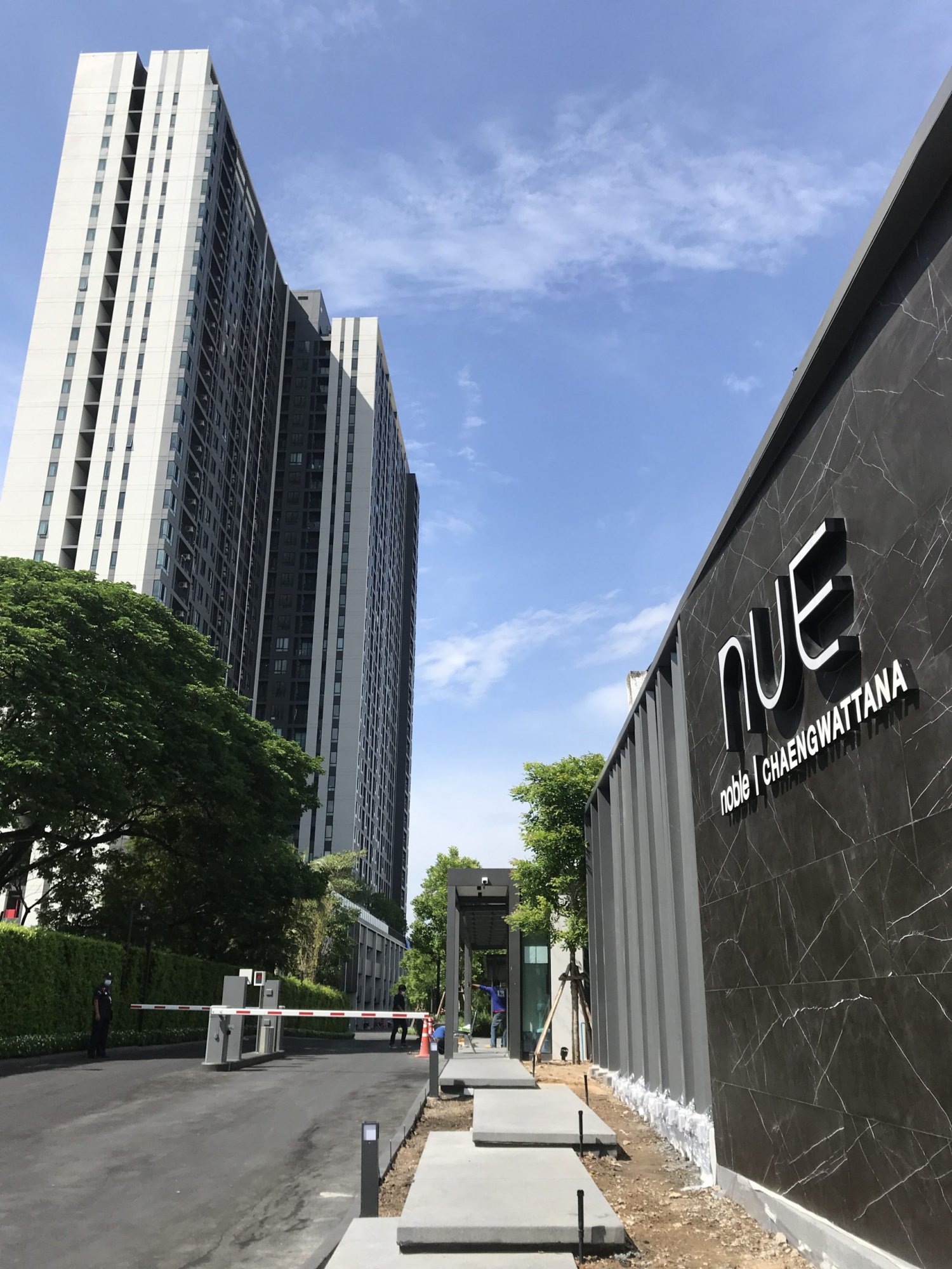 ขาย / ให้เช่า ชั้น 21  ห้องใหม่ ทำเลทอง ยังไม่เคยอยู่ Nue Noble chaengwattana [Ref: P#202105-34371]