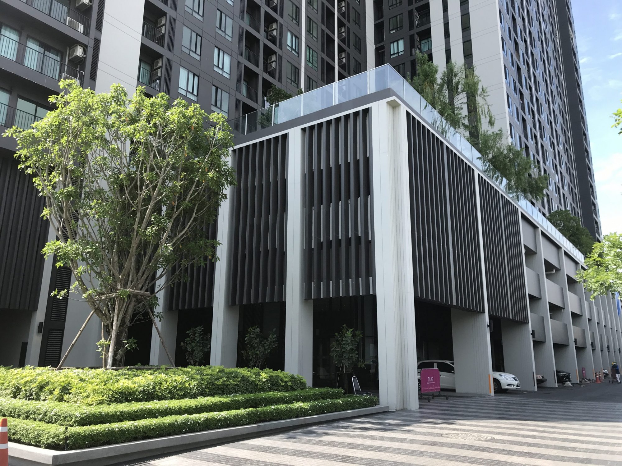 ขาย / ให้เช่า 2 Bed ชั้น 24  คอนโดใหม่ทำเลดี ยังไม่เคยอยู่ Nue Noble chaengwattana [Ref: P#202105-34372]