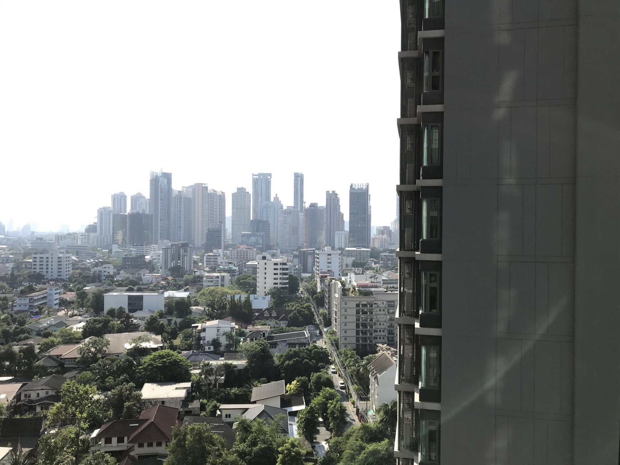 ** Hot Deal ** For rent at Noble Remix 1 Bedroom 1 Bathroom 25,000THB/Month Fully furnished (P-00676)