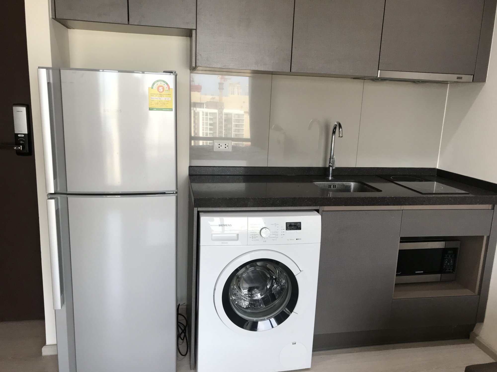 For rent at Rhythm Asoke Type Studio size 23Sq.m 14,000THB/month Fully furnished PROP000452