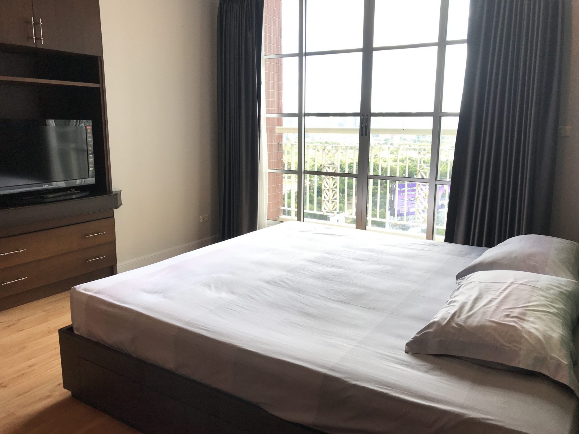 ให้เช่าคอนโดทำเลกรางกรุง 3 Bed for Rent at AP Citismarts สุขุมวิท 18 [Ref: P#202105-34376]