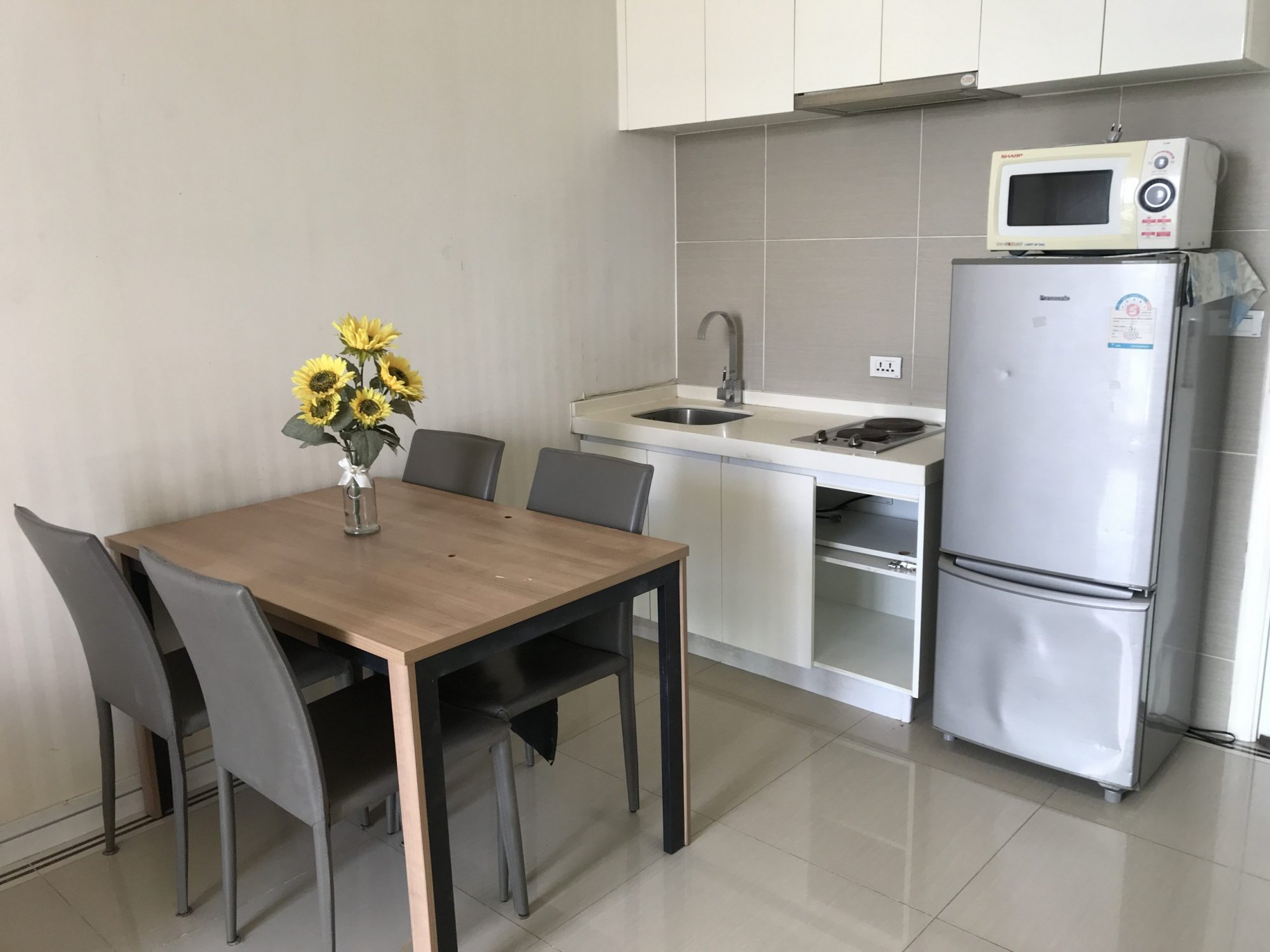 For sale at T.C. Green 1 Bedroom 1 Bathroom 3,283,000THB Fully furnished