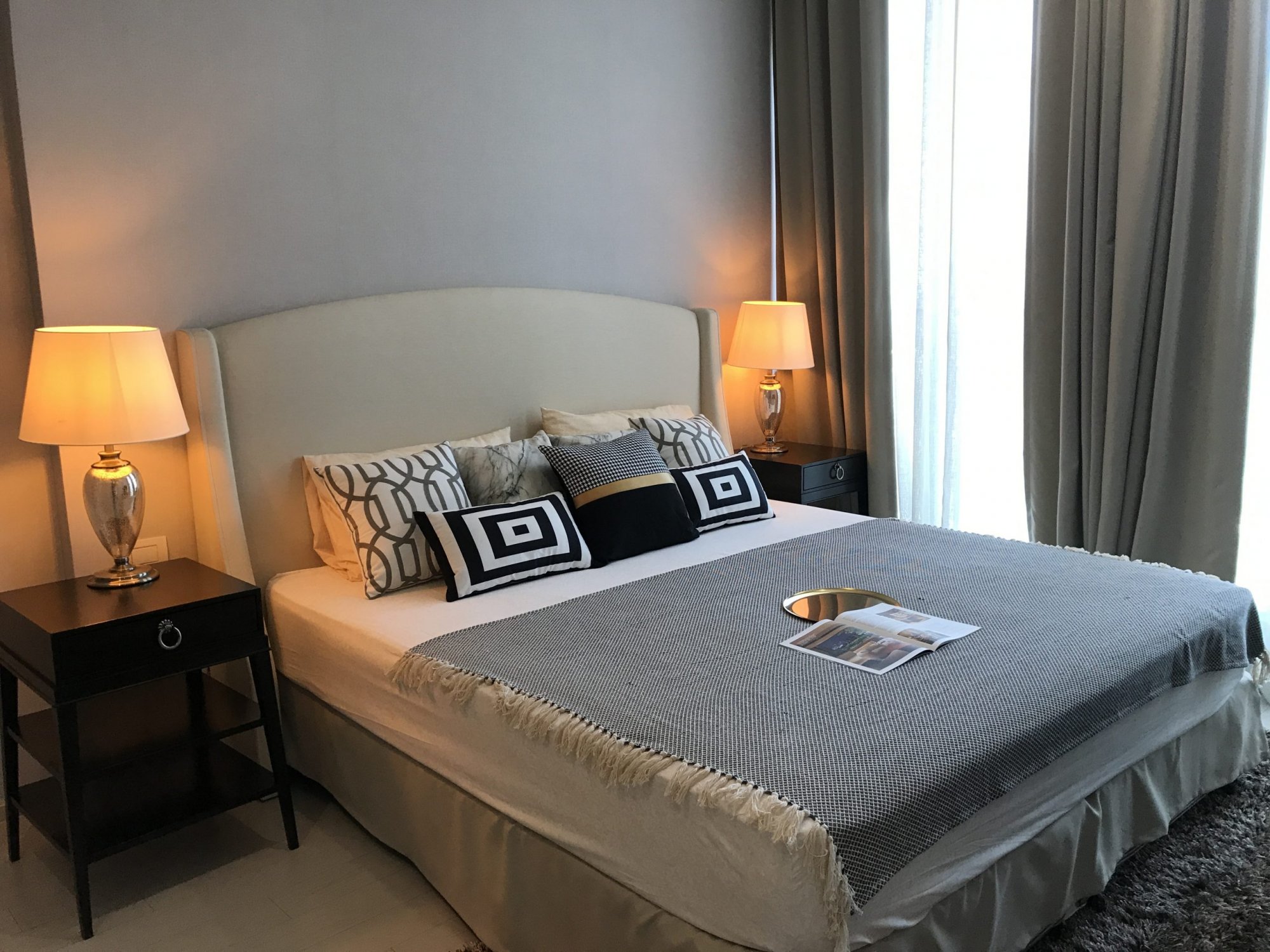 ** ขายด่วน! ** Noble Ploenchit พร้อมให้คุณเป้นเจ้าของ เพียง 18,685,000บาท รวมค่าใช้จ่ายทุกอย่าง 1 ห้องนอน 1 ห้องน้ำ 59ตรม. ใกล้ BTS เพลินจิต เฟอร์นิเจอร์ครบพร้อมเข้าอยู่ PROP000470