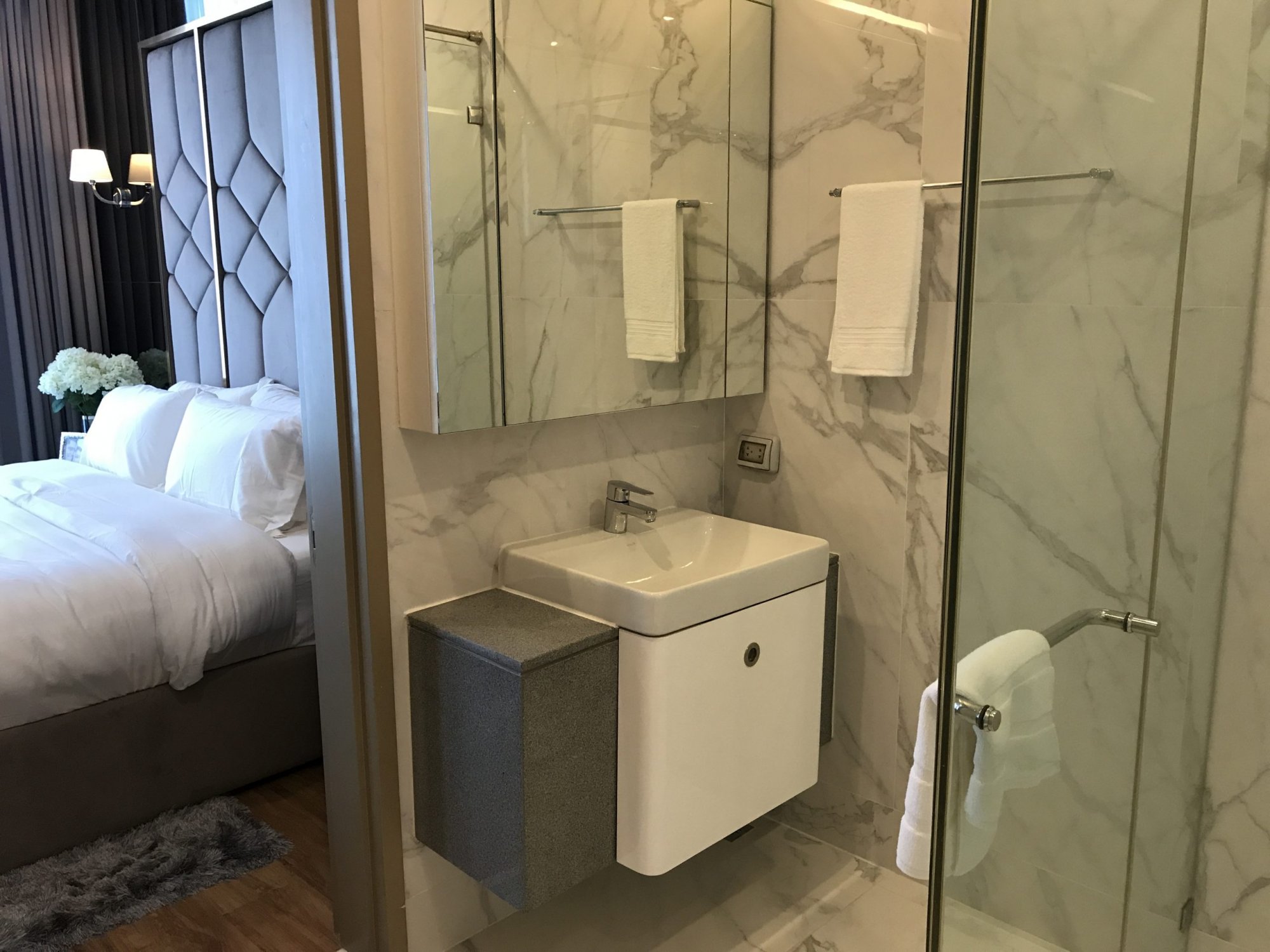 ปล่อยเช่า! Noble Ploenchit ในราคาเพียง 40,000บาท/เดือน 1 ห้องนอน 1 ห้องน้ำ 45ตรม. ใกล้ BTS เพลินจิต เฟอร์นิเจอร์ครบพร้อมเข้าอยู่ PROP000473