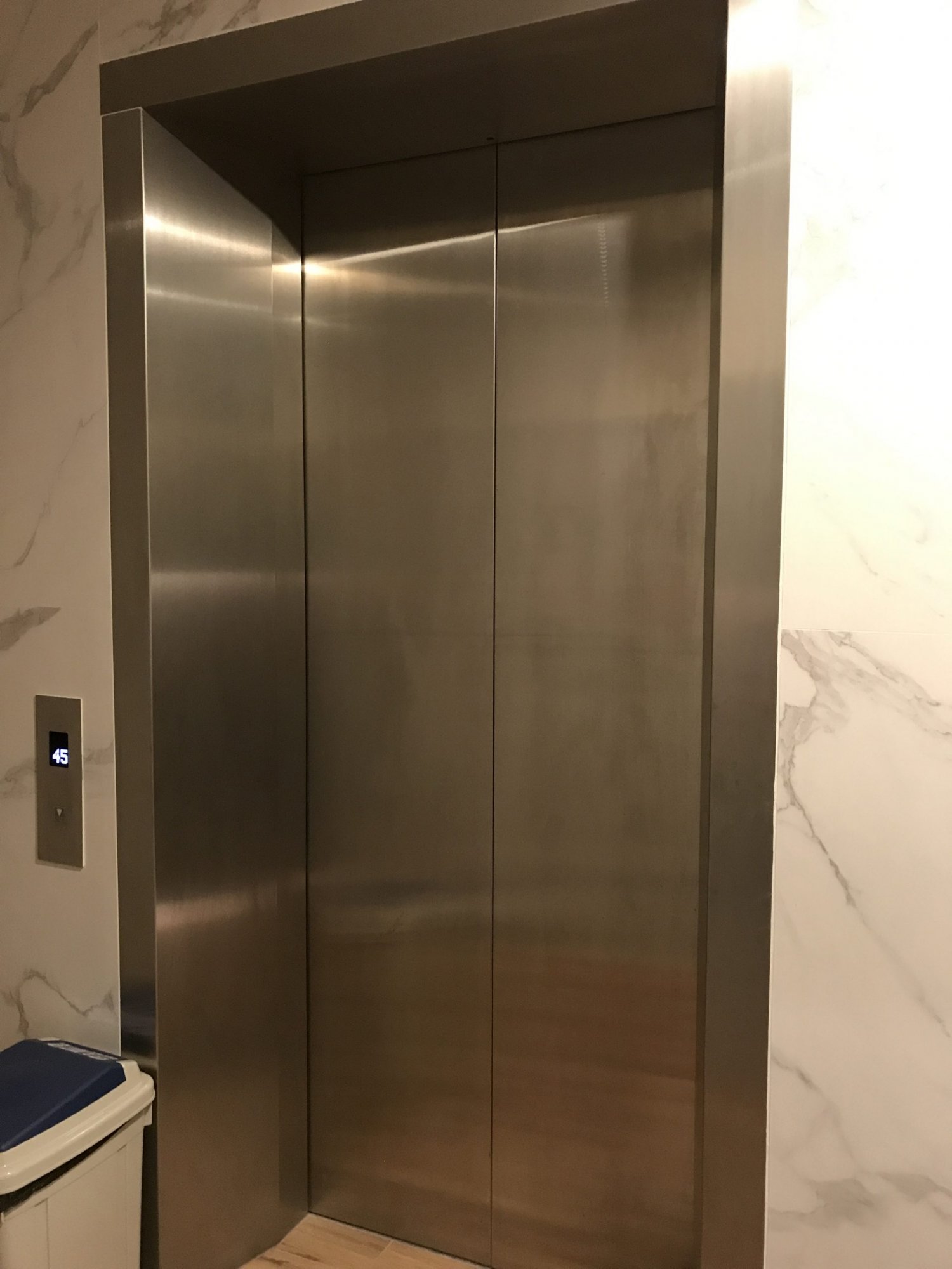 ปล่อยเช่า! Noble Ploenchit ในราคาเพียง 40,000บาท/เดือน 1 ห้องนอน 1 ห้องน้ำ 45ตรม. ใกล้ BTS เพลินจิต เฟอร์นิเจอร์ครบพร้อมเข้าอยู่ PROP000473