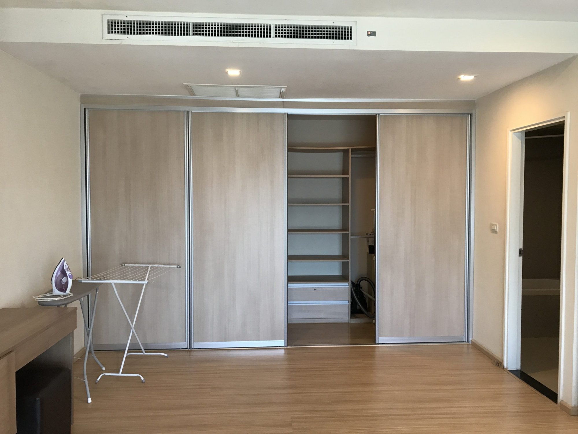 For rent at Noble Remix 2 Bedroom 2 Bathroom 45,000THB/month Fully furnished PROP000478