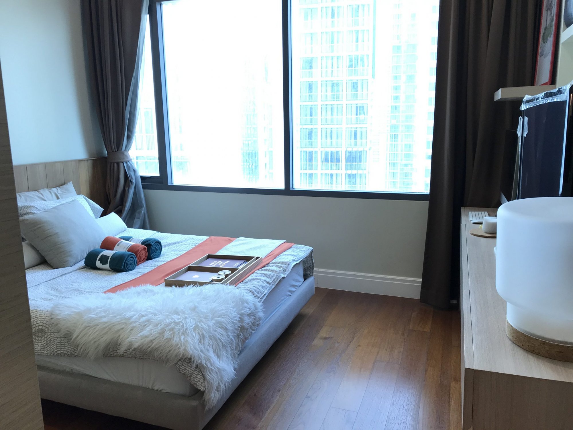 เช่า! Bright Sukhumvit 24 2 ห้องนอน 90 ตรม. ใกล้ BTS พร้อมพงษ์ เพียง 75,000 บาท/เดือน เฟอร์นิเจอร์ครบพร้อมเข้าอยู่(K-0274)