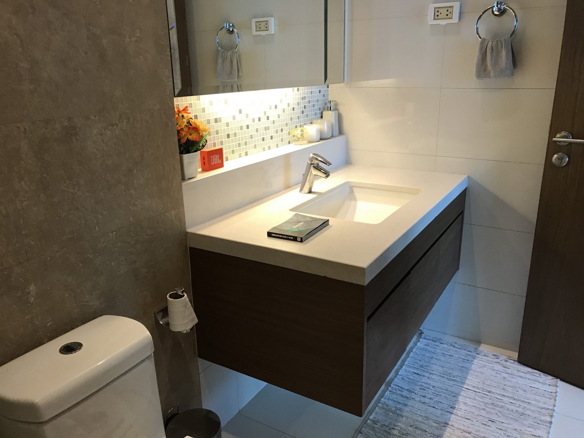 เช่า! Bright Sukhumvit 24 2 ห้องนอน 90 ตรม. ใกล้ BTS พร้อมพงษ์ เพียง 75,000 บาท/เดือน เฟอร์นิเจอร์ครบพร้อมเข้าอยู่(K-0274)