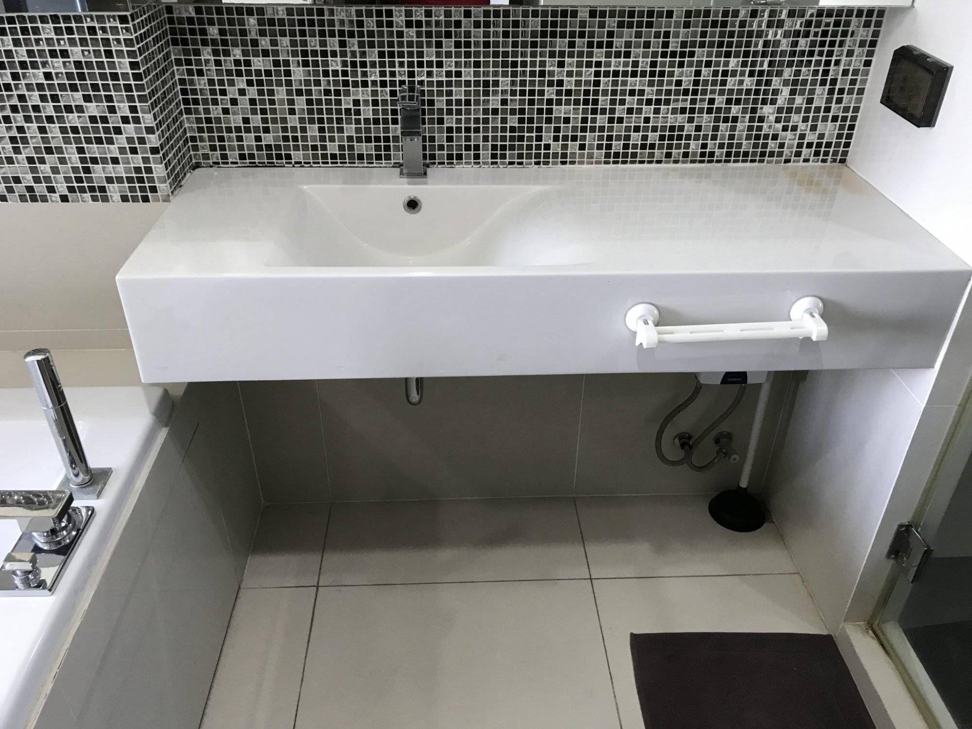 ปล่อยเช่า! Rhythm Sukhumvit 44/1 ในราคาเพียง 38,000บาท/เดือน 1 ห้องนอน ขนาด 45ตรม. ชั้นสูง++ วิวสวย ใกล้ BTS พระโขนง เฟอร์นิเจอร์ครบพร้อมเข้าอยู่ PROP000484