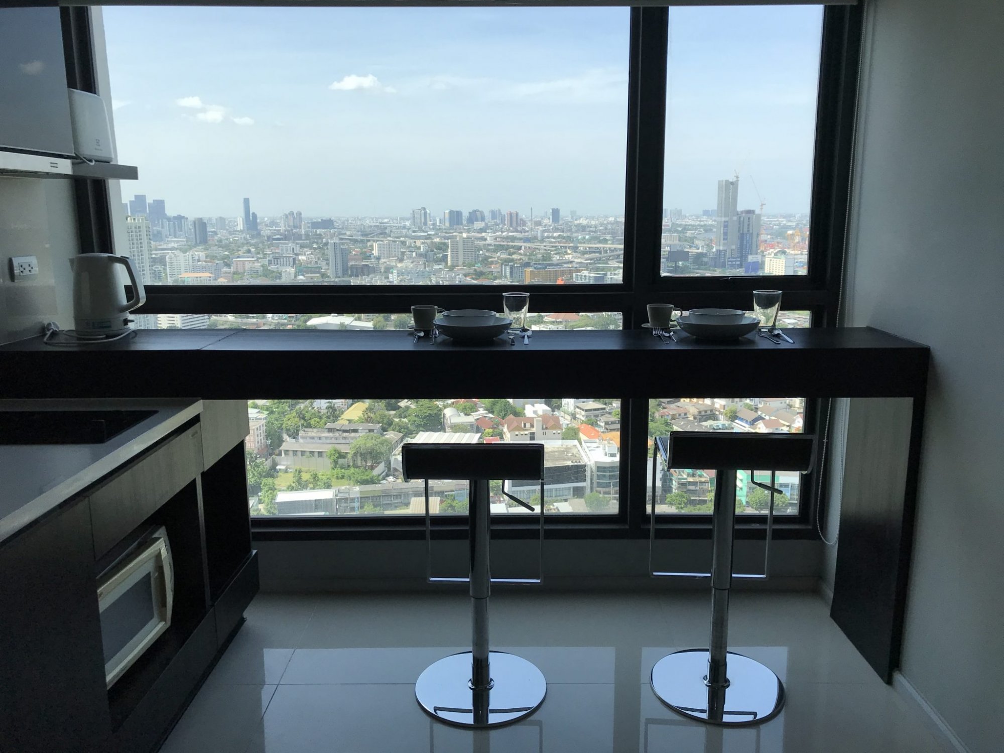ปล่อยเช่า! Rhythm Sukhumvit 44/1 ในราคาเพียง 38,000บาท/เดือน 1 ห้องนอน ขนาด 45ตรม. ชั้นสูง++ วิวสวย ใกล้ BTS พระโขนง เฟอร์นิเจอร์ครบพร้อมเข้าอยู่ PROP000484